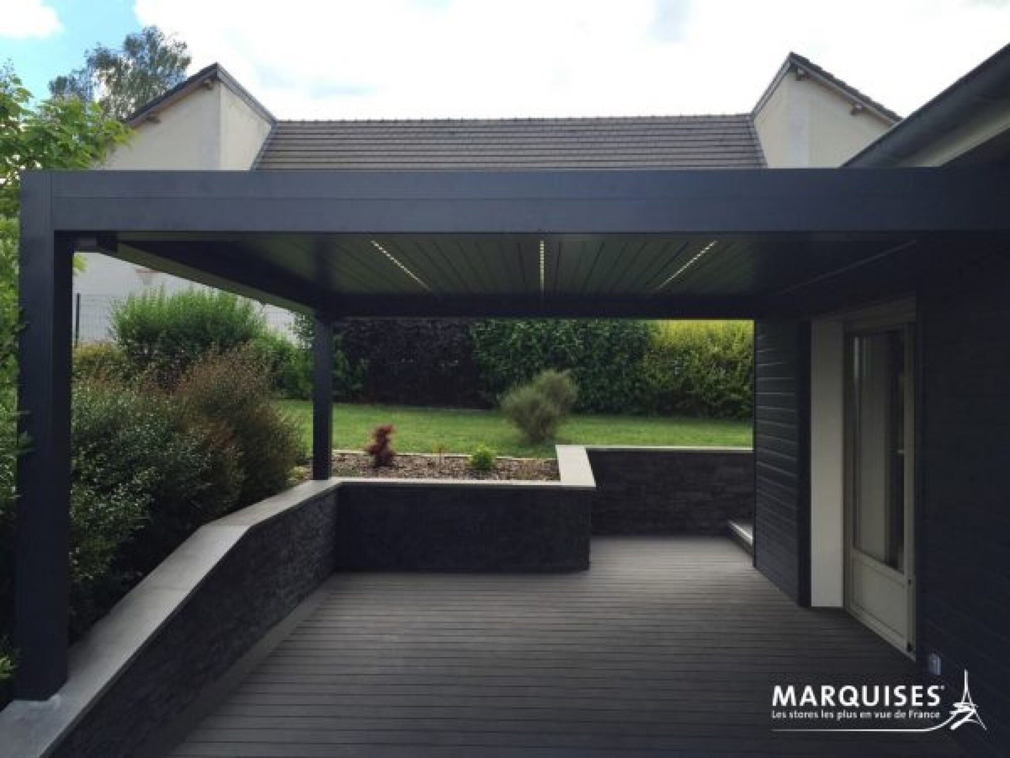 Pergola bioclimatique MARQUISES