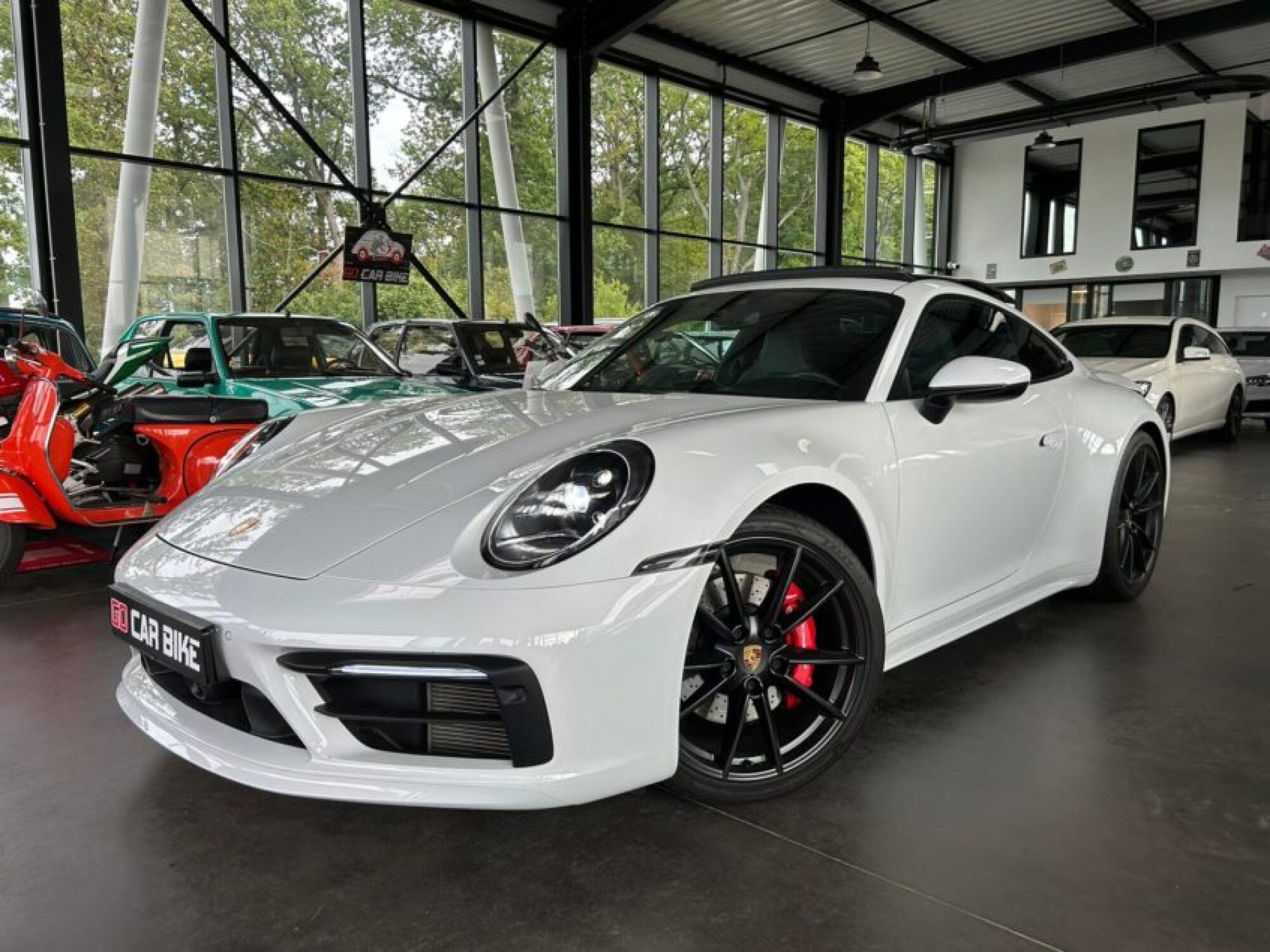 Porsche 911 992 Carrera