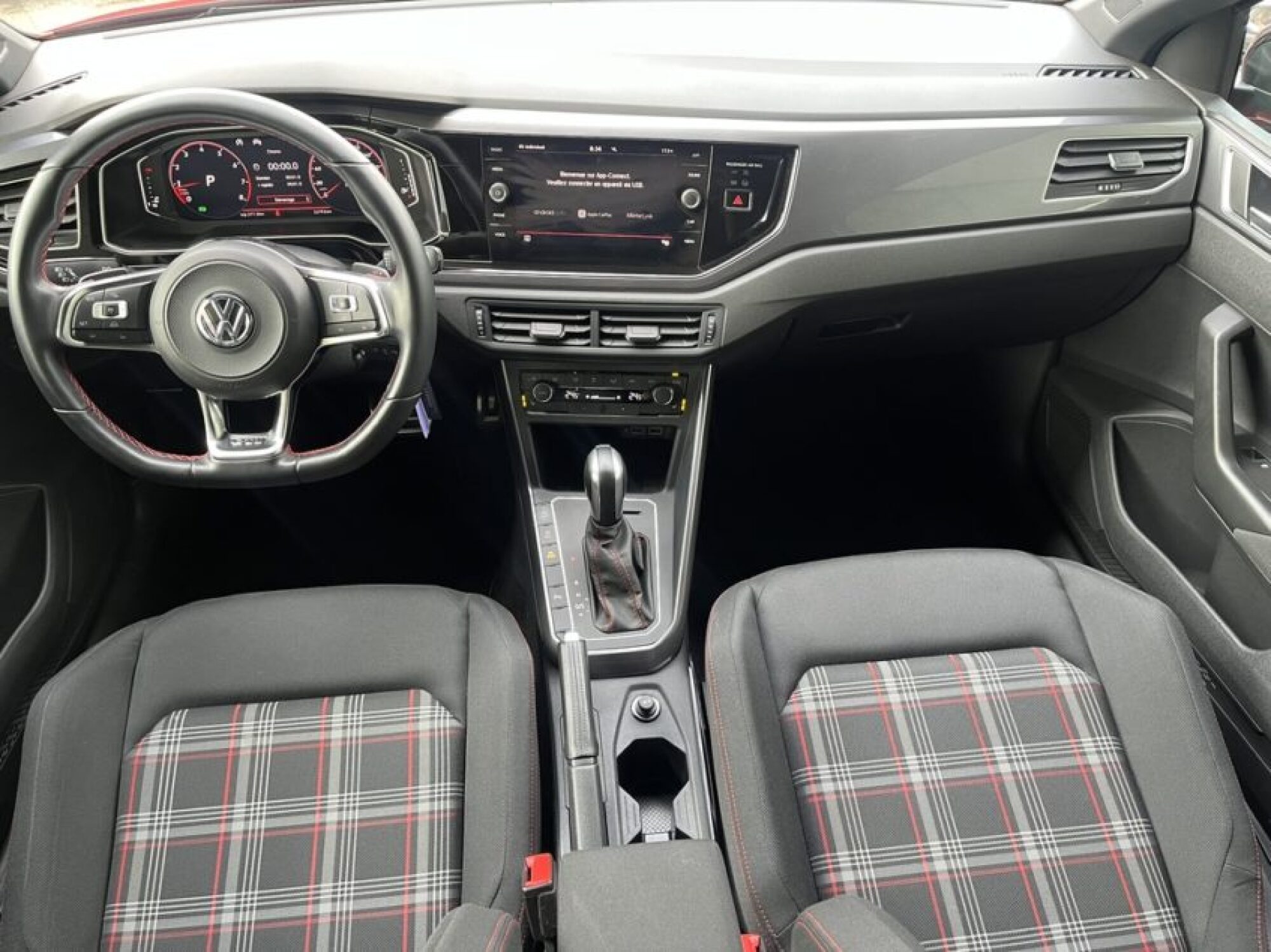 Volkswagen Polo GTI 200 DSG