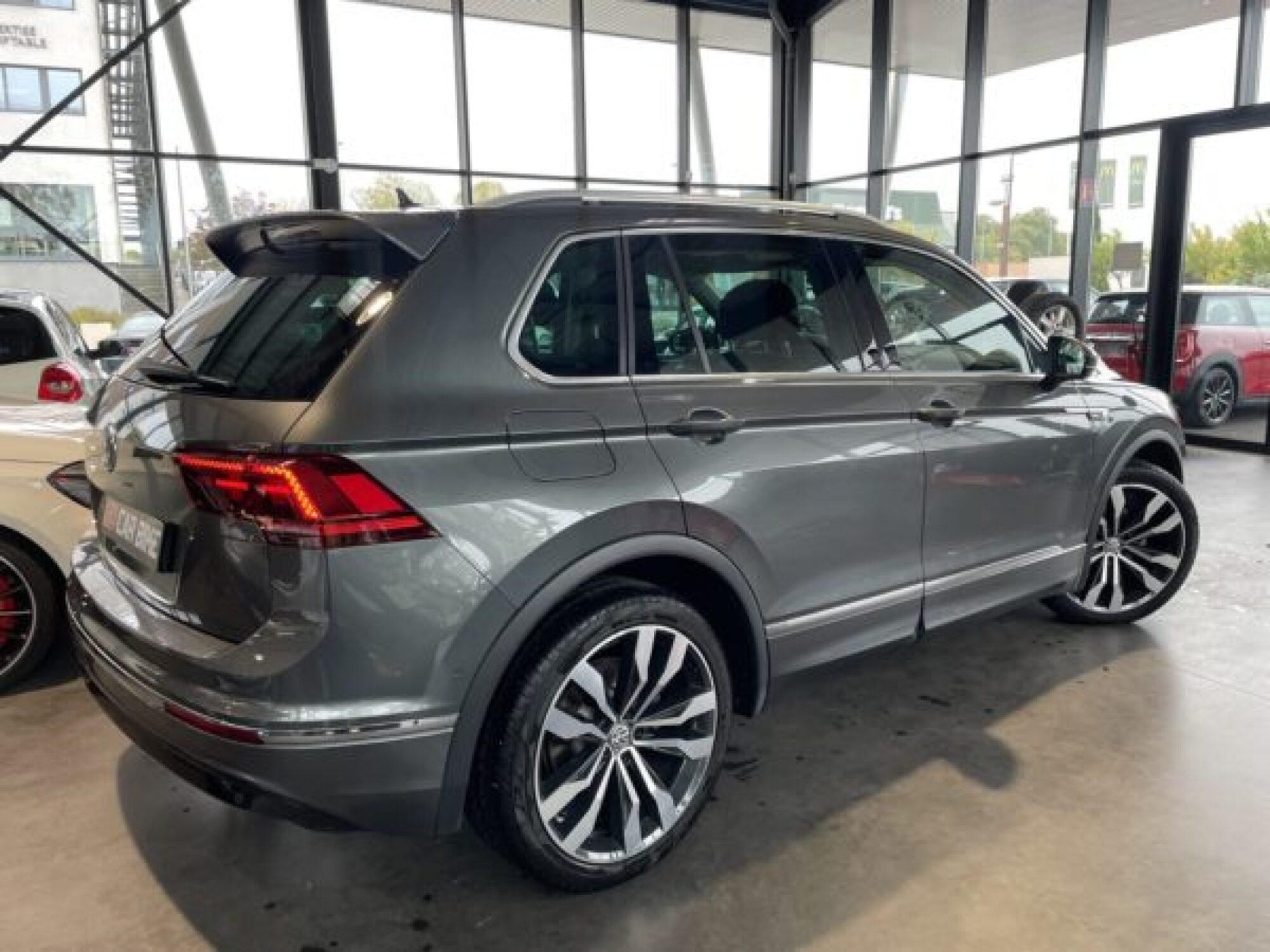 Volkswagen Tiguan R-Line TDI