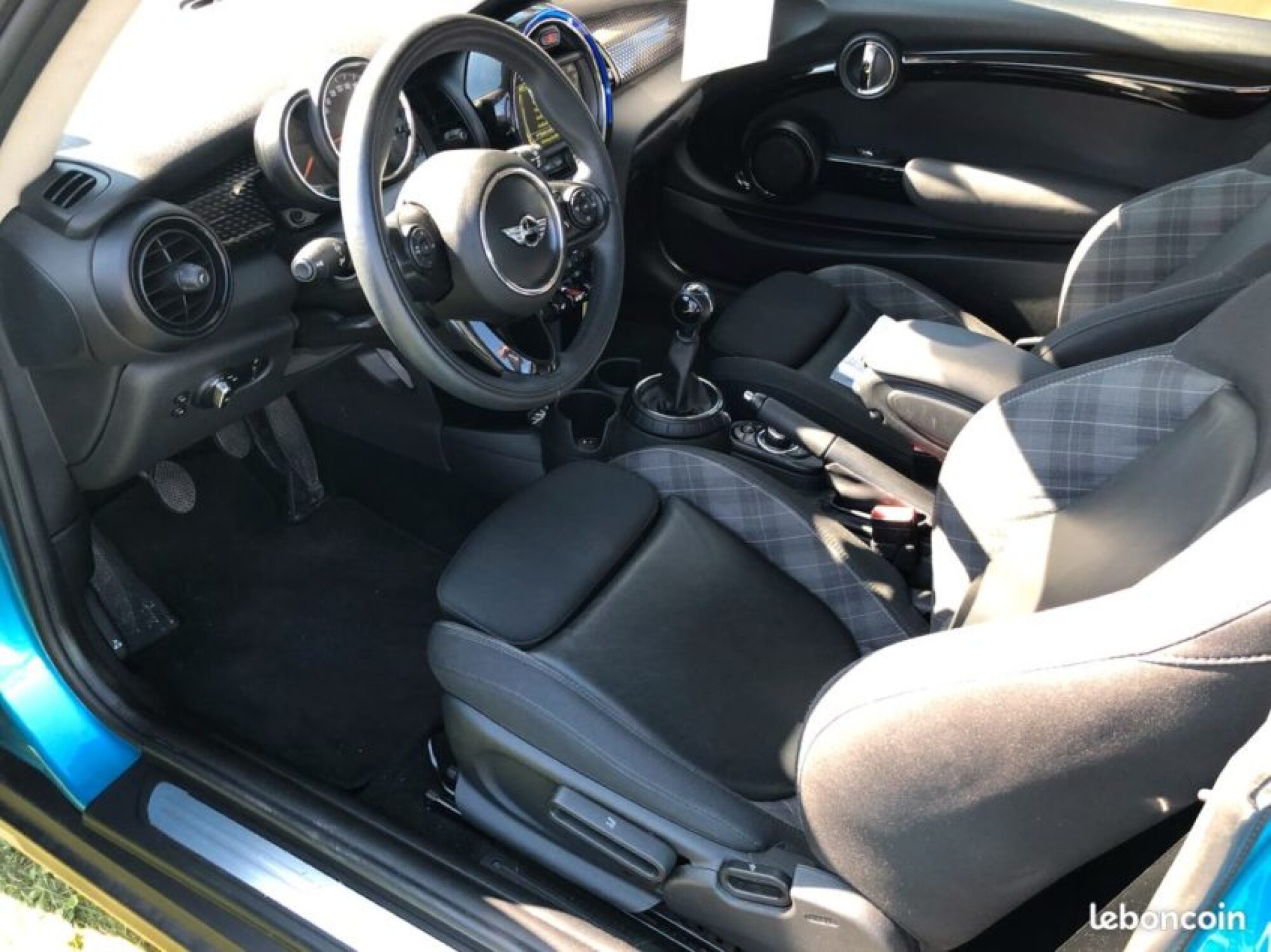 Mini Cooper  SD 170 CV RED HOT CHILI