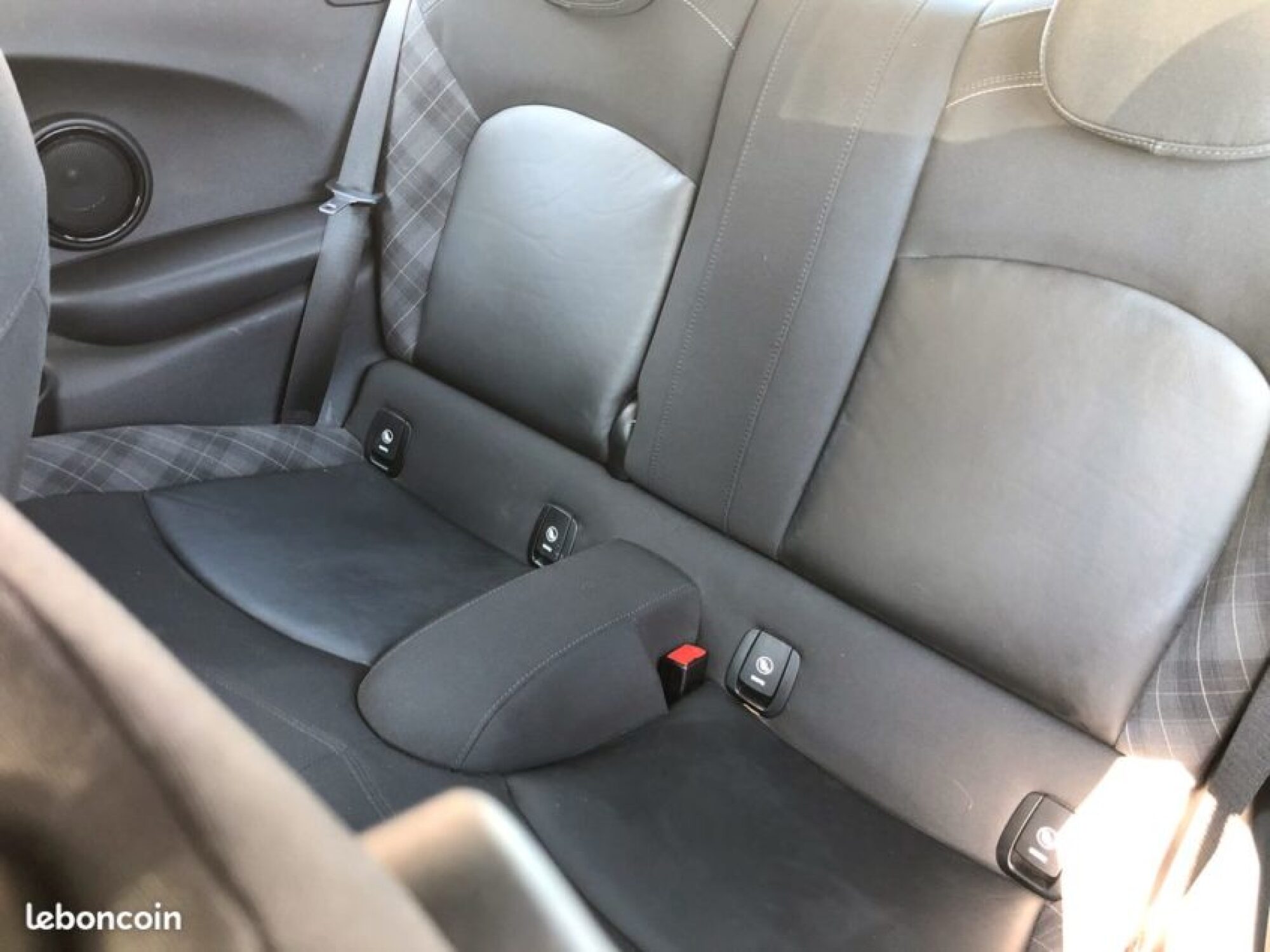 Mini Cooper  SD 170 CV RED HOT CHILI