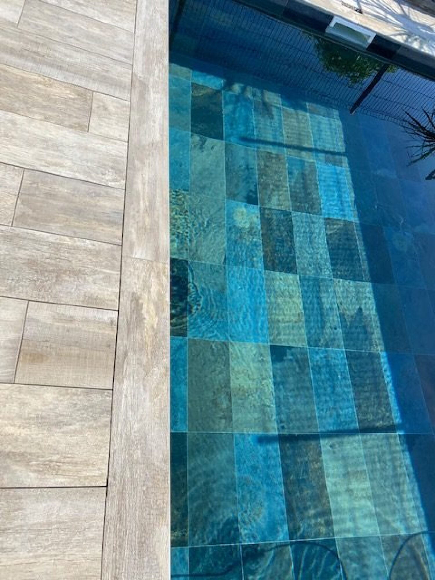Carrelage de la piscine