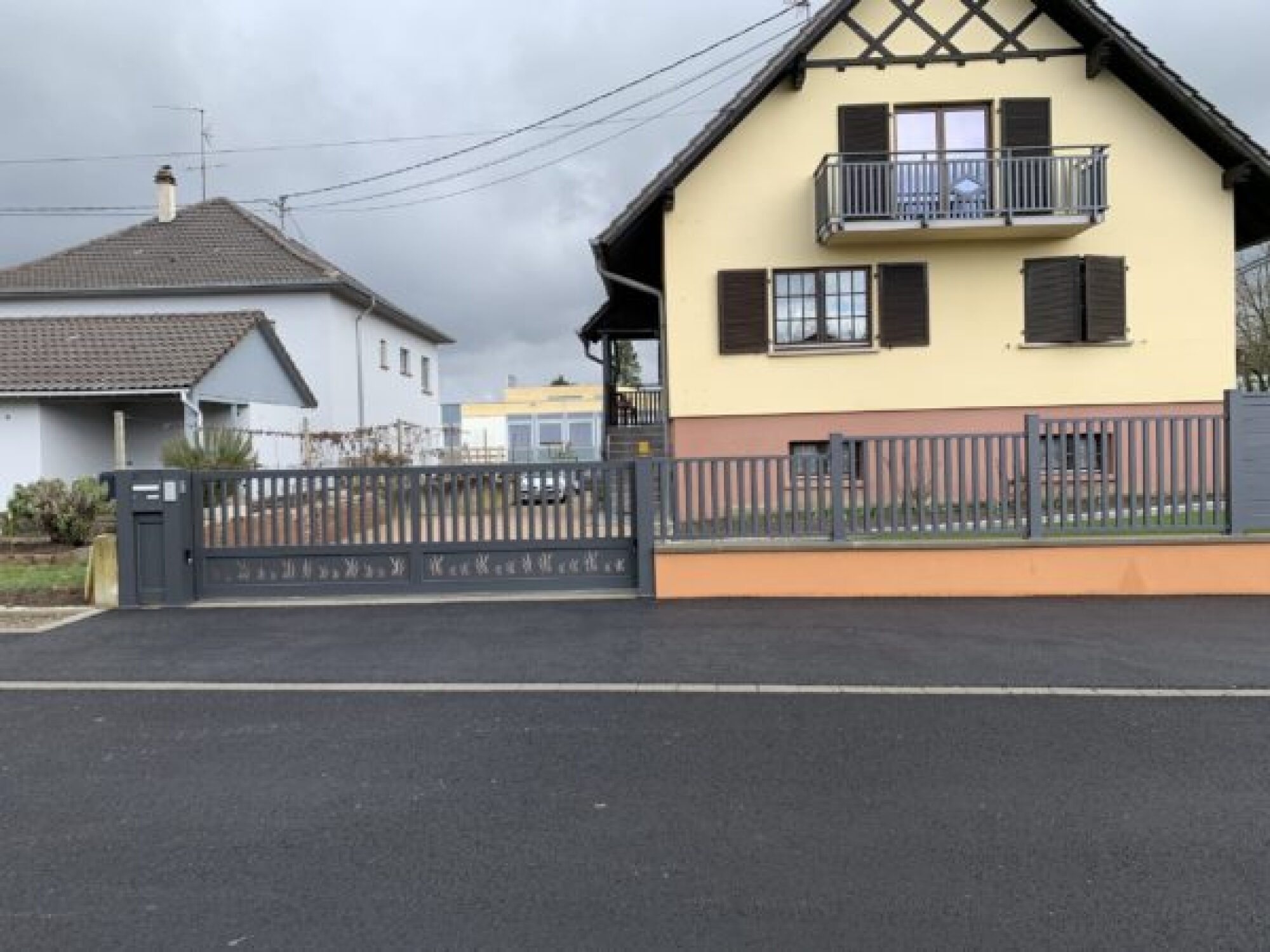 Fourniture et pose portail aluminium