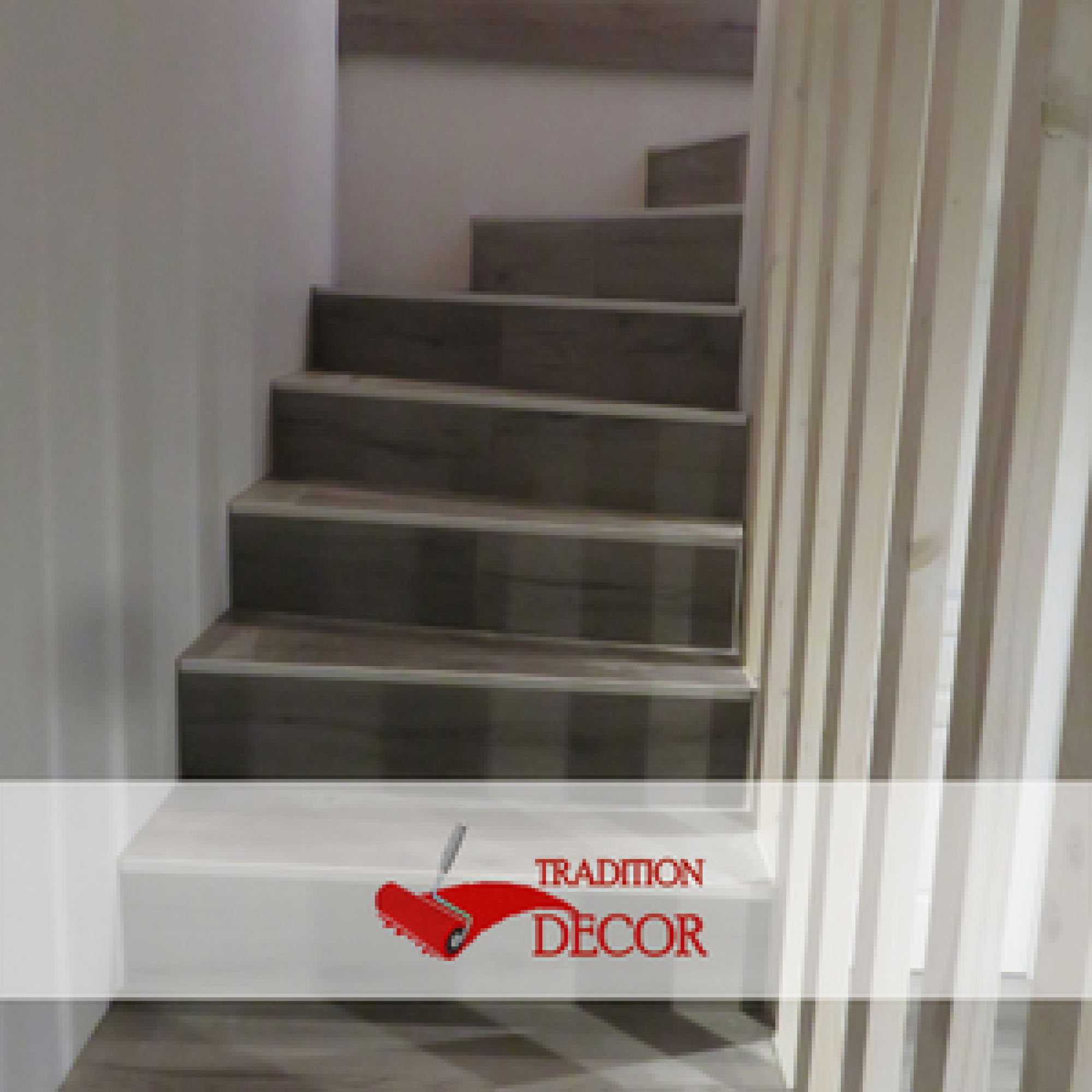 Habillage de marche d'escalier en parquet stratifié