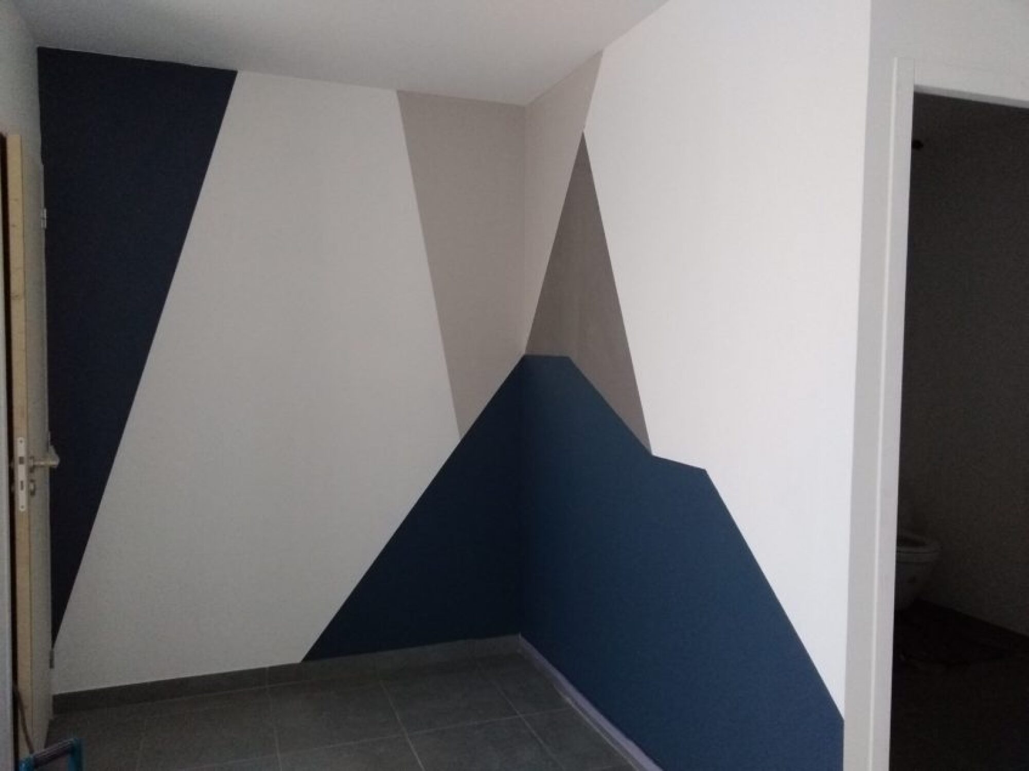 Peinture intérieure graphique mur