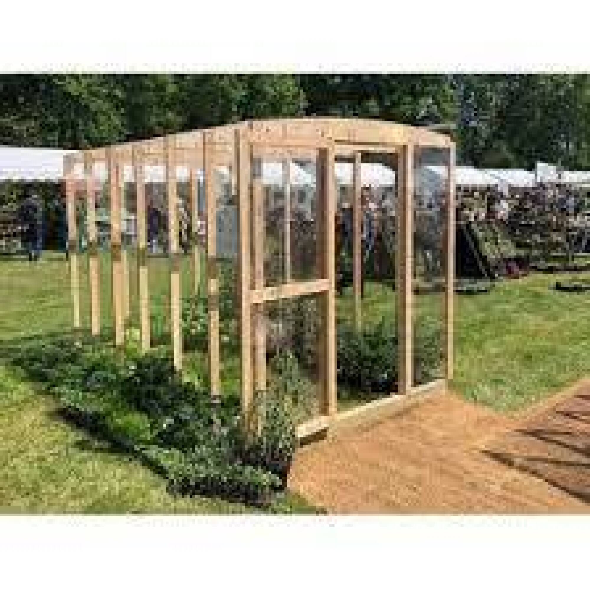 Serre de jardin en bois Ulysse 6m² dans le Var