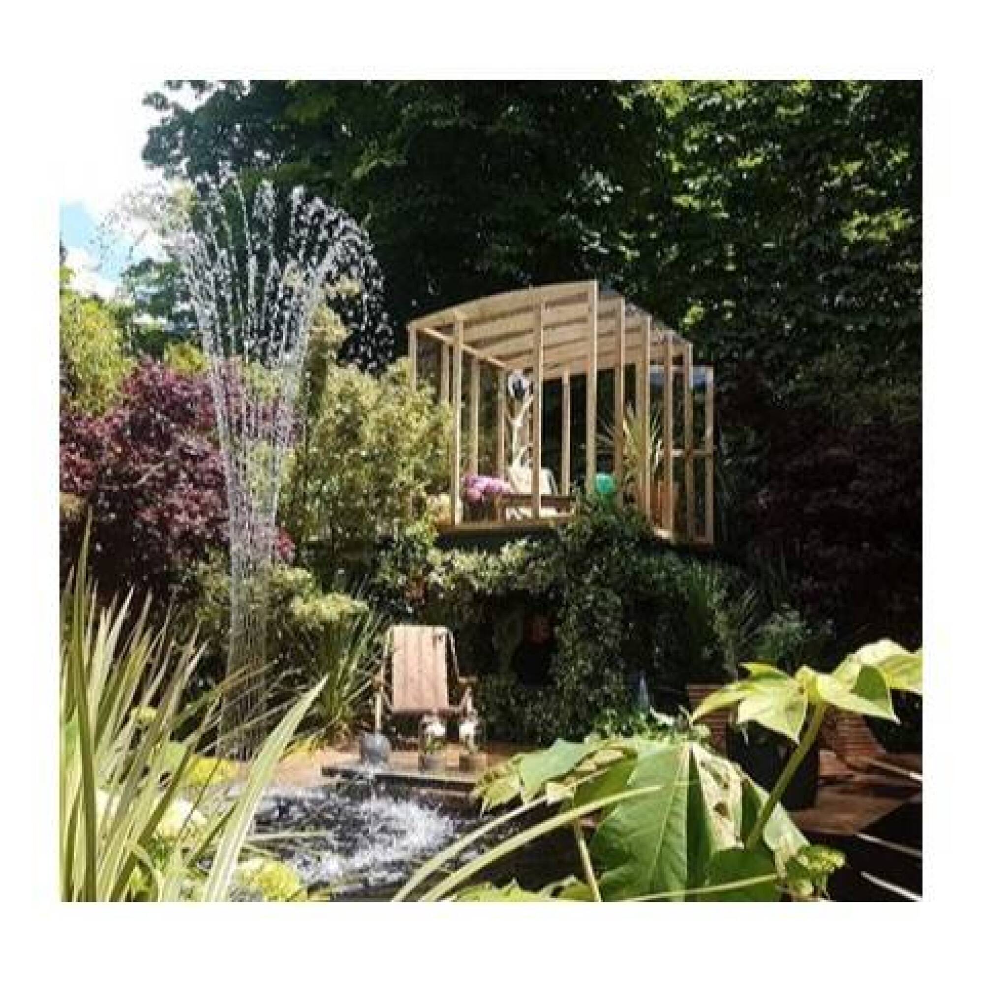 Serre de jardin en bois Ulysse 6m² dans le Var