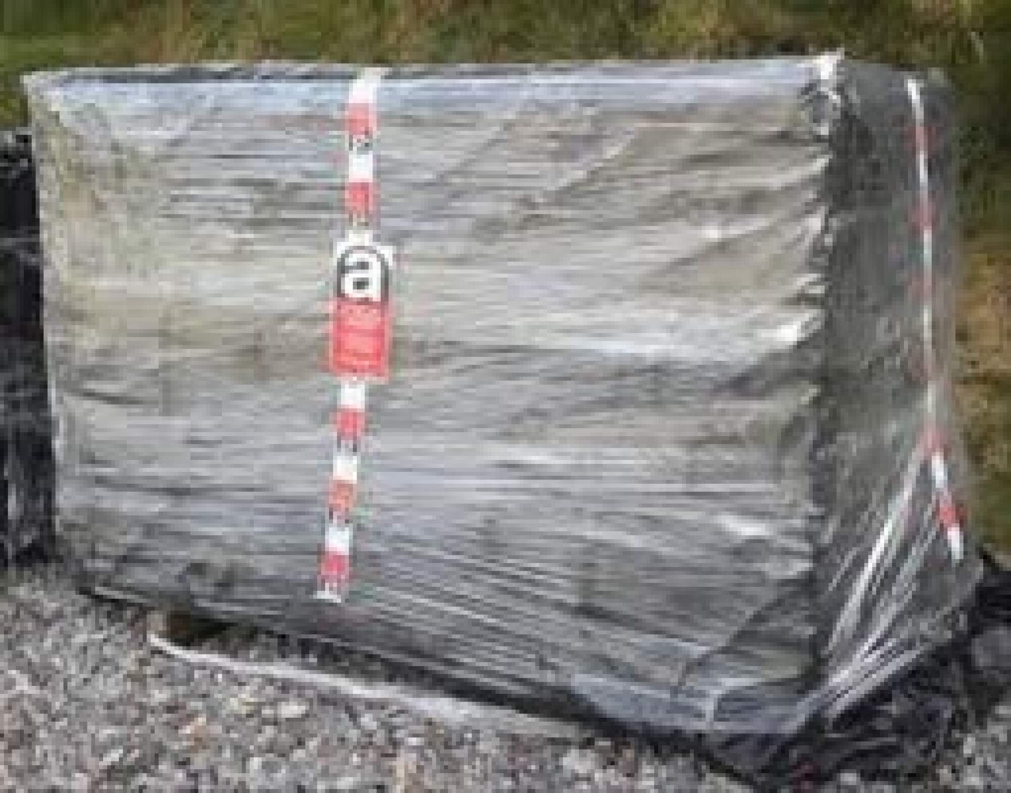 Traitement et transfert au centre de tri d’une palette filmée plaques fibrociments intègres