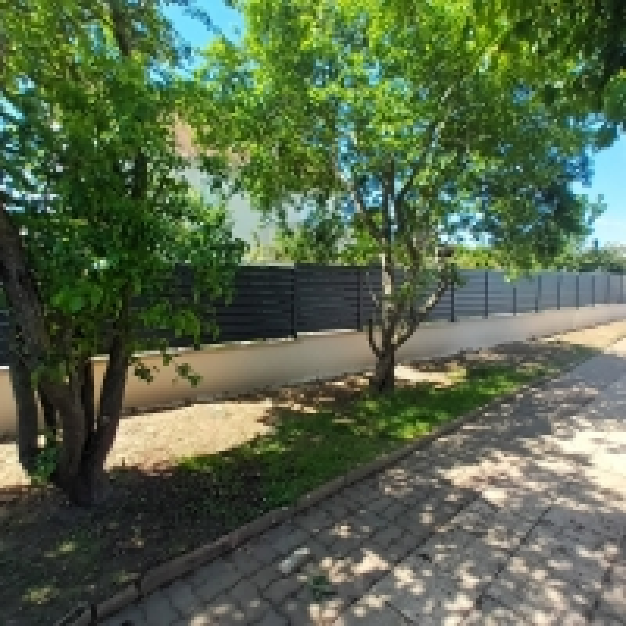 Fourniture et pose de clôtures aluminium