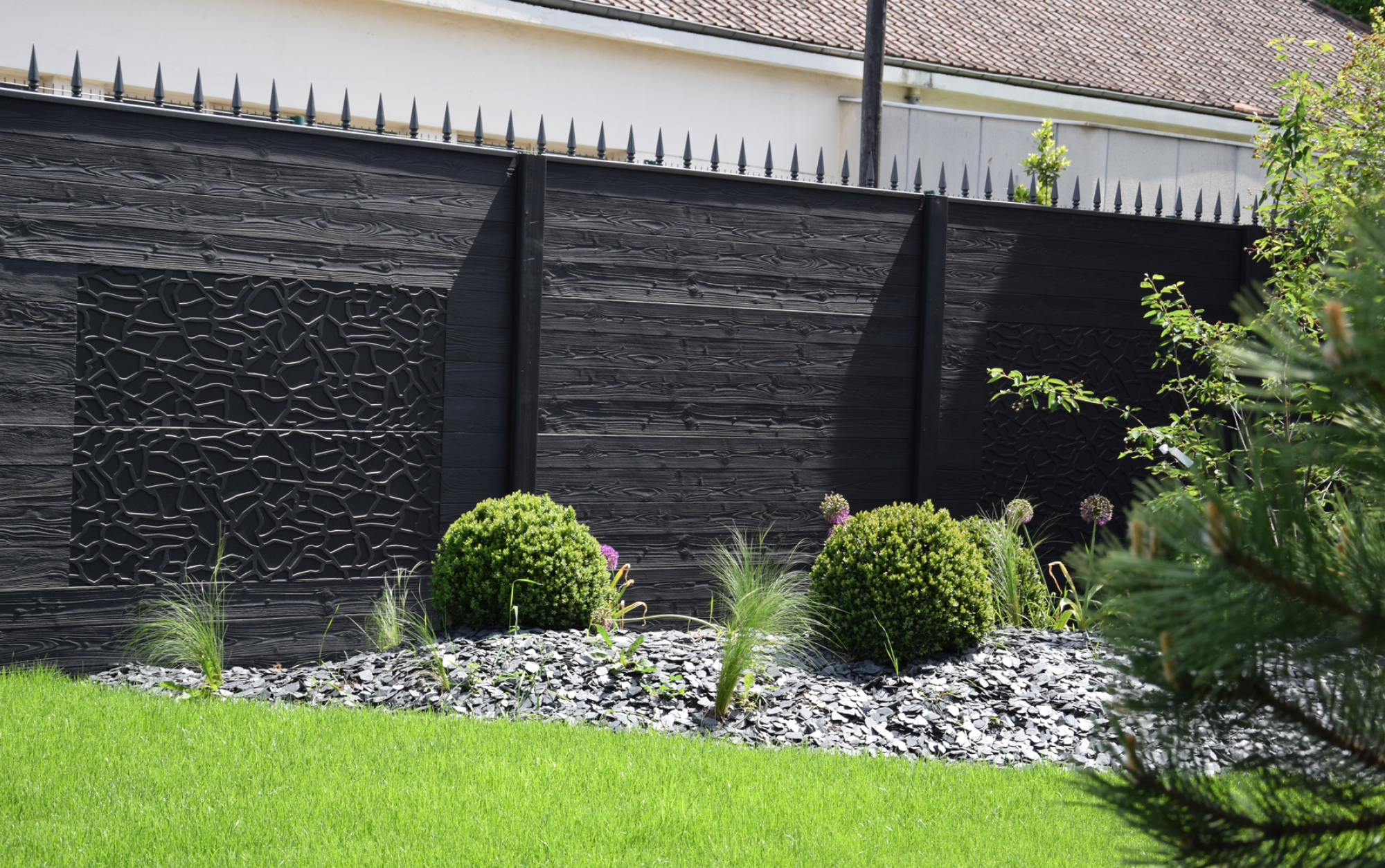 Fourniture et pose de clôtures béton