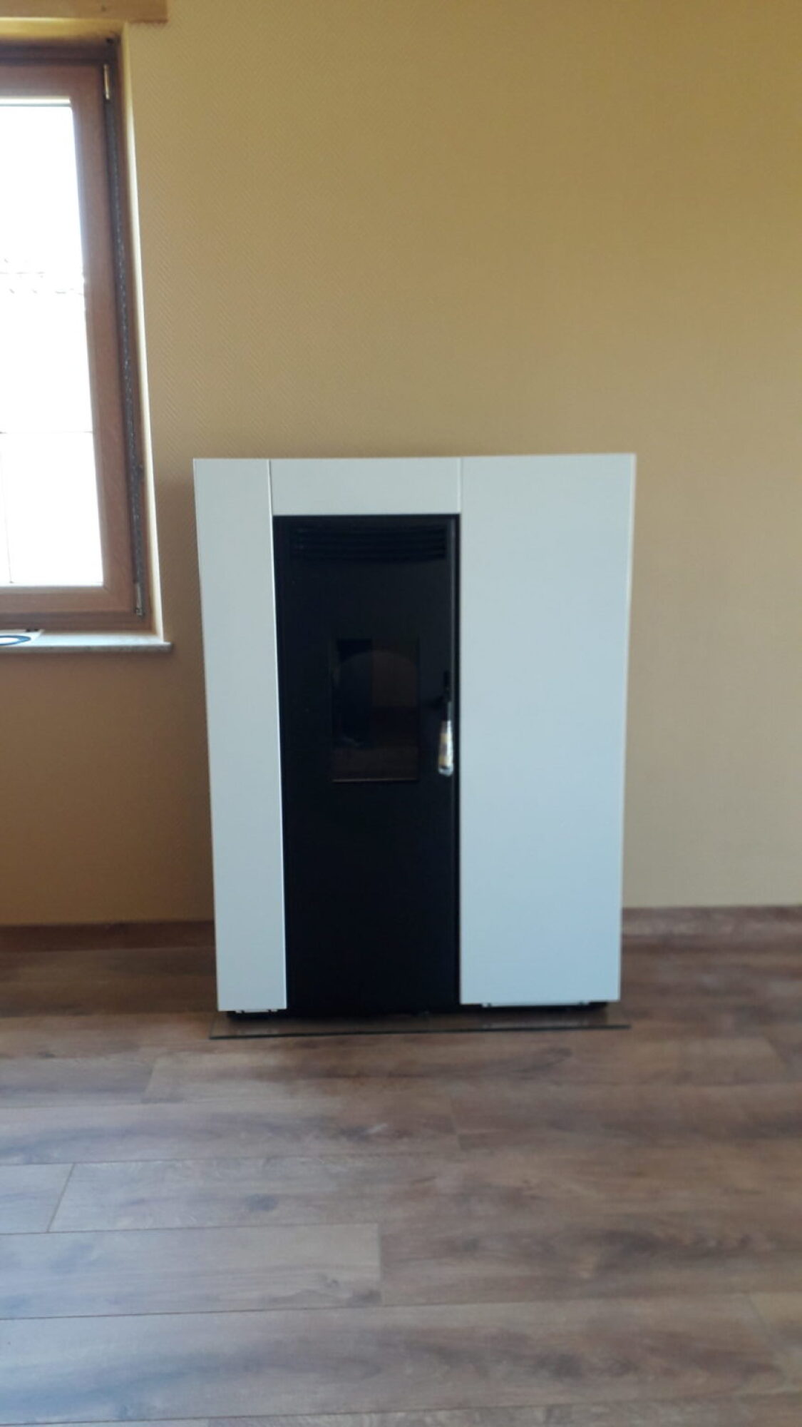 Fourniture et pose de poêle à granulé CS thermos Thema