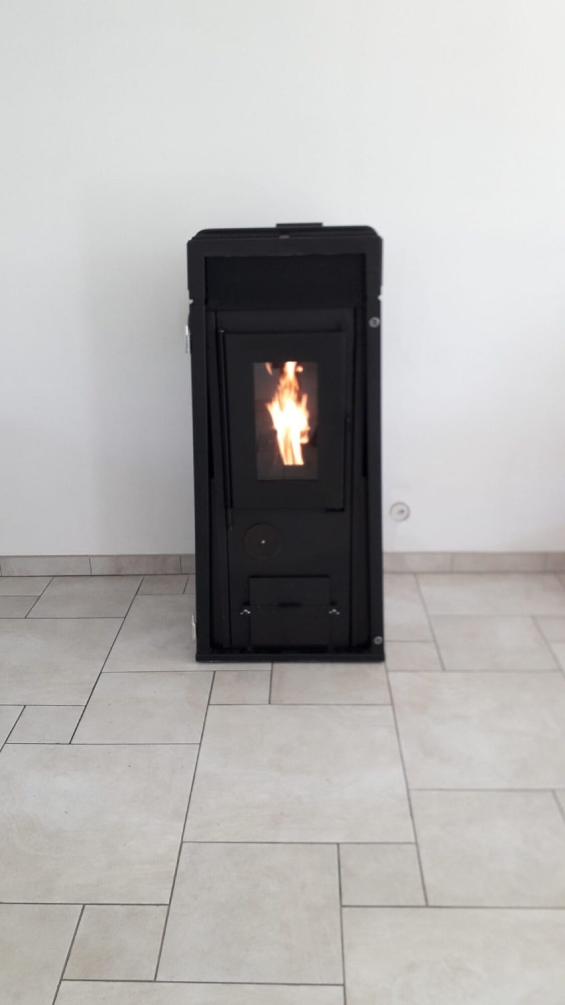 Fourniture et pose de poêle à granulé CS thermos Trieste