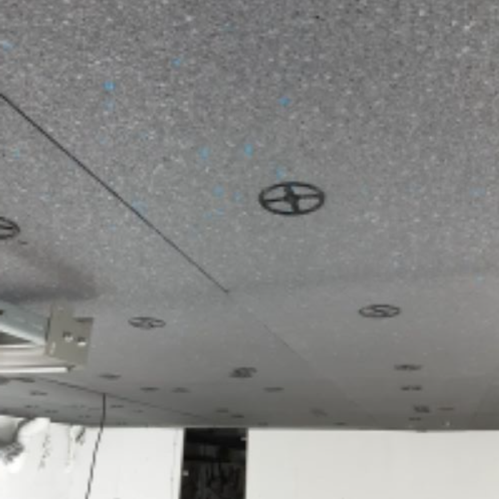 Isolation thermique des planchers bas en polystyrène