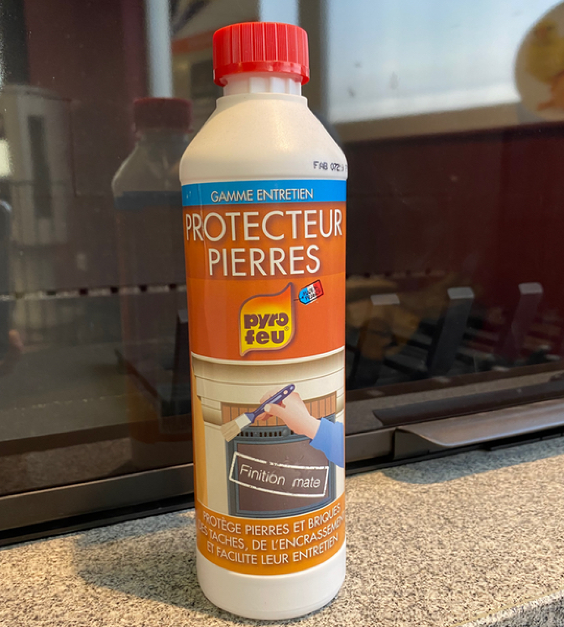 Protecteur pierres habillage de cheminée, finition mate