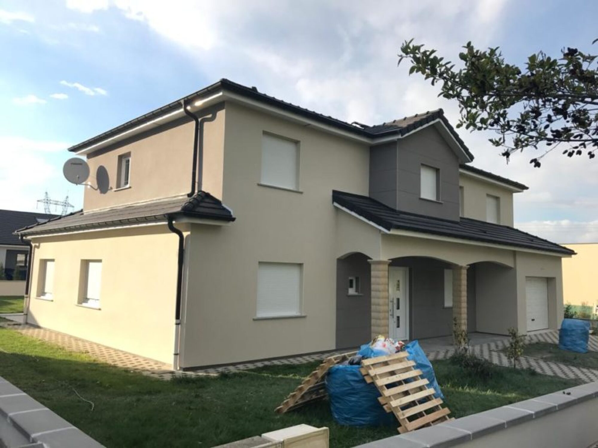 Ravalement façade maison neuve à Fameck