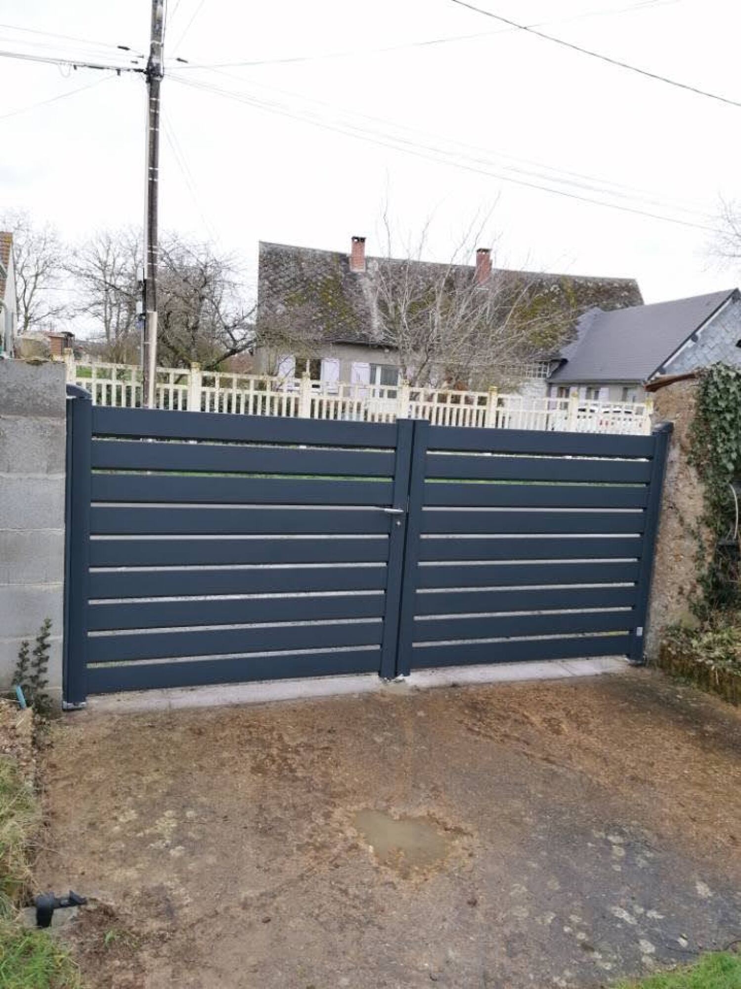 Remplacement d'un portail en PVC