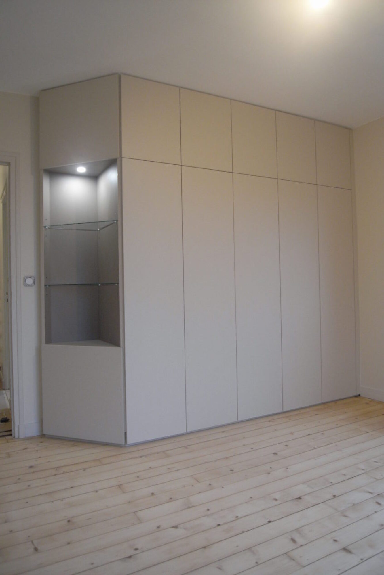 Création, fabrication et installation de dressing sur mesures