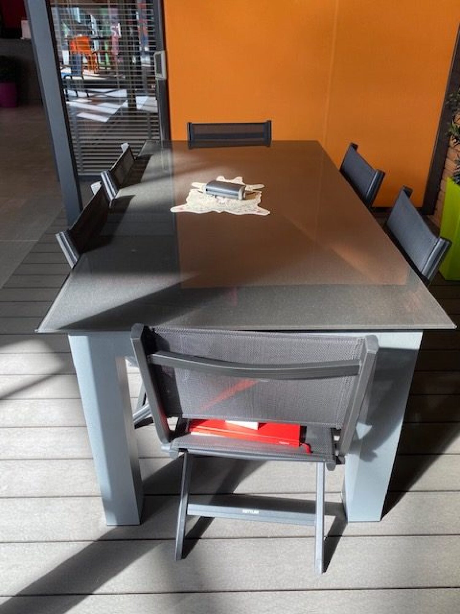 Table de jardin + 6 chaises