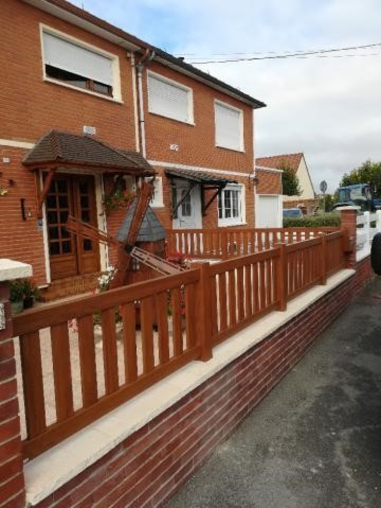 Fourniture, conception et pose de clôture