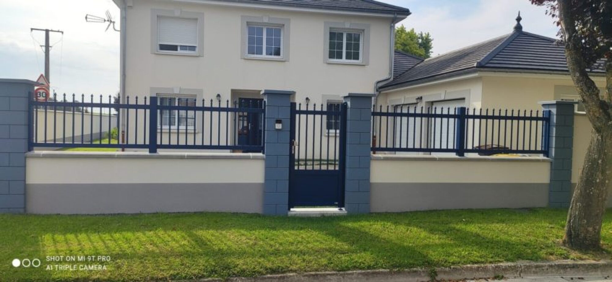 Fourniture, conception et pose de clôture