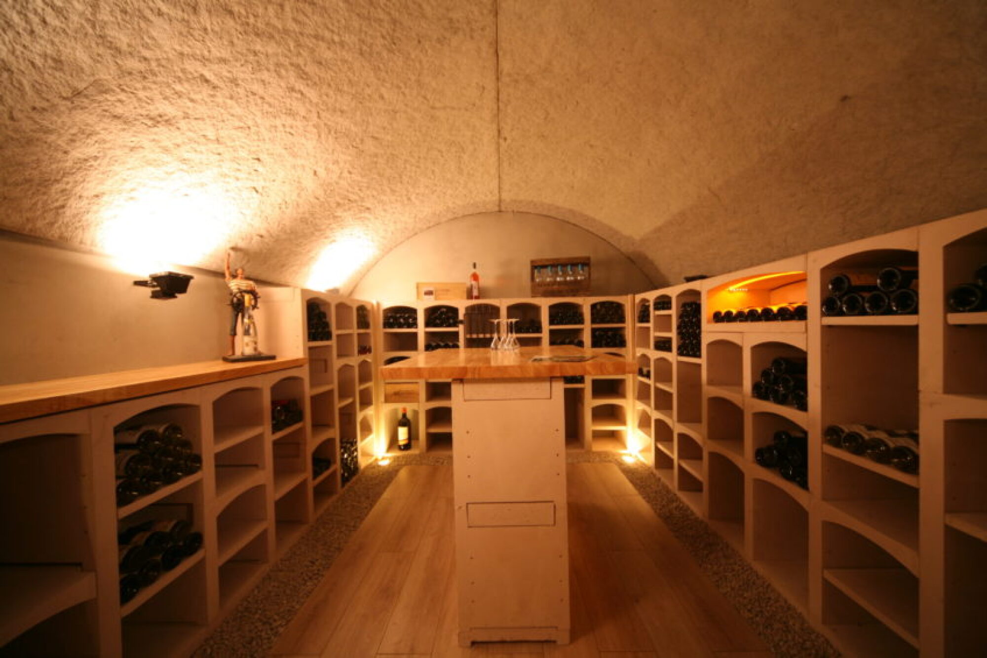 Rangement casier en pierres sur-mesure