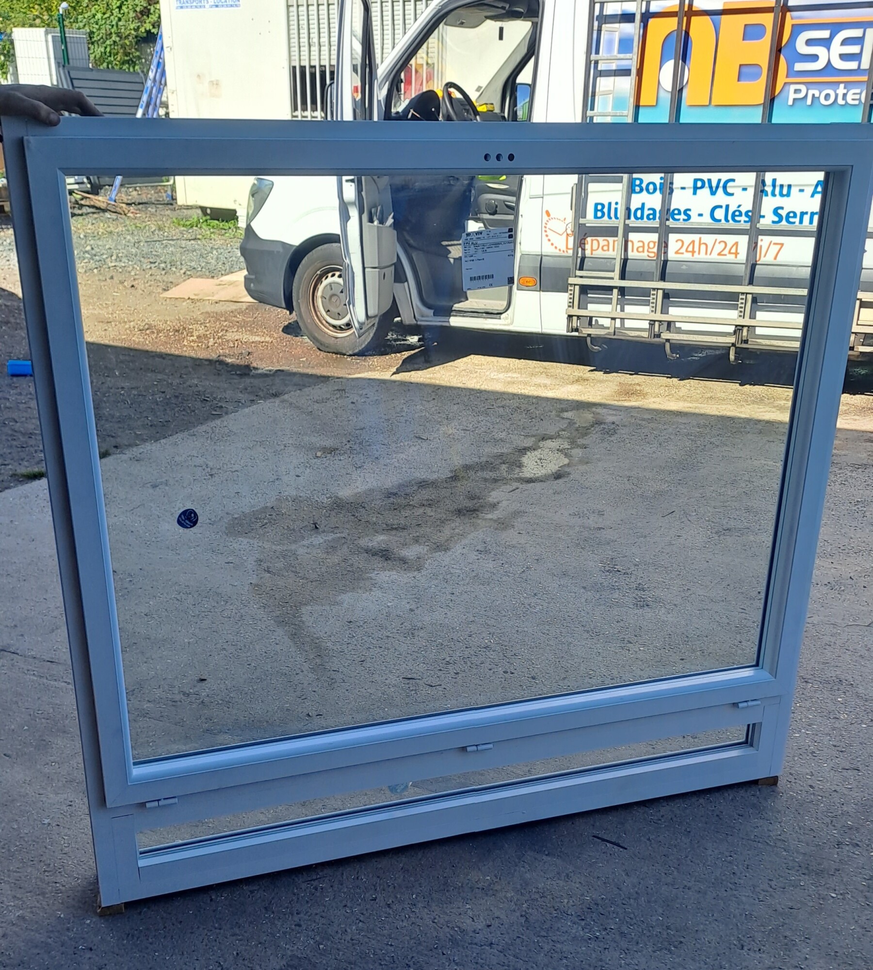 Fenêtre en aluminium