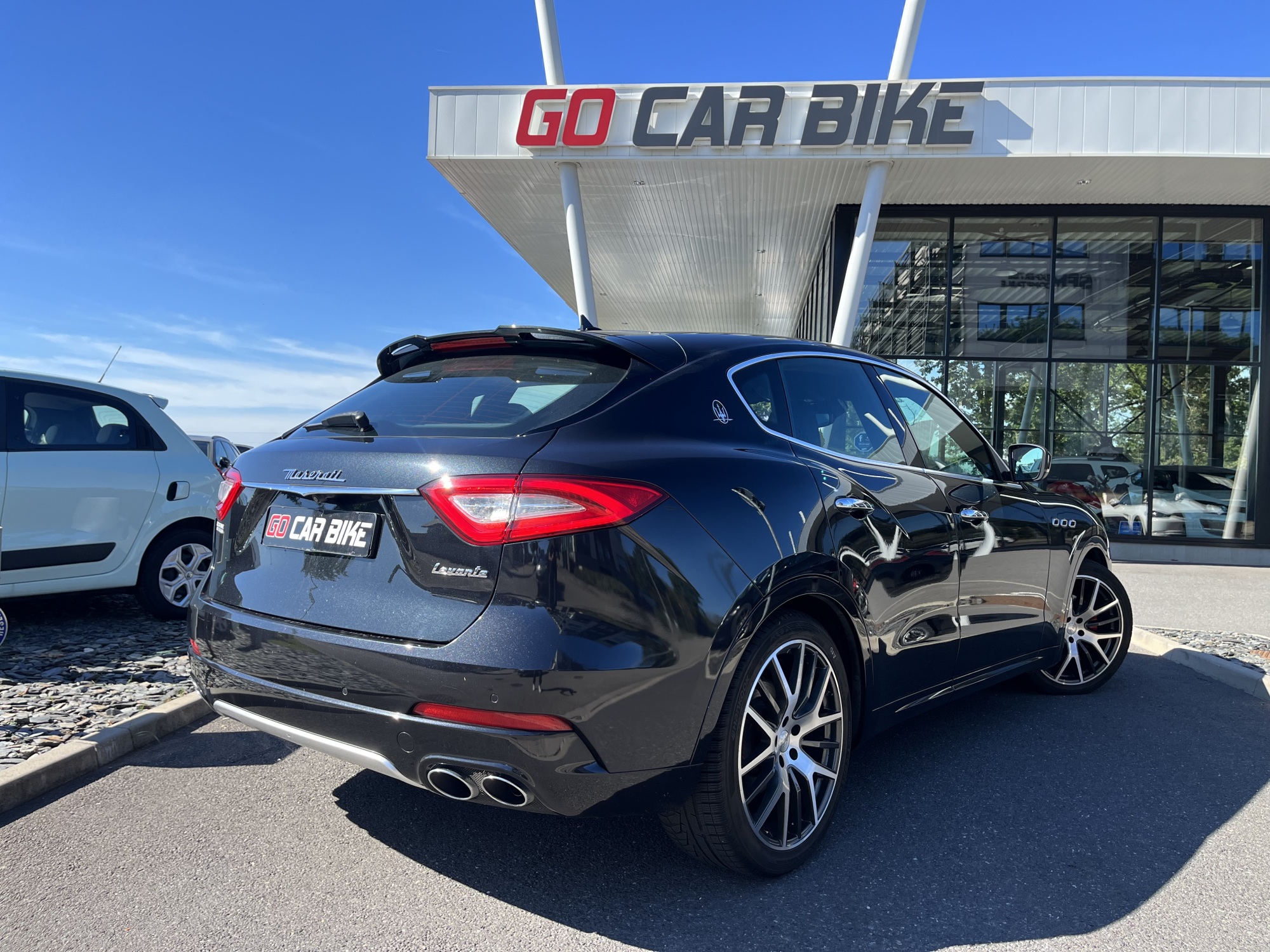 Levante 3.0 V6 275 ch Pneumatique GPS Xenon Camera Keyless 21P