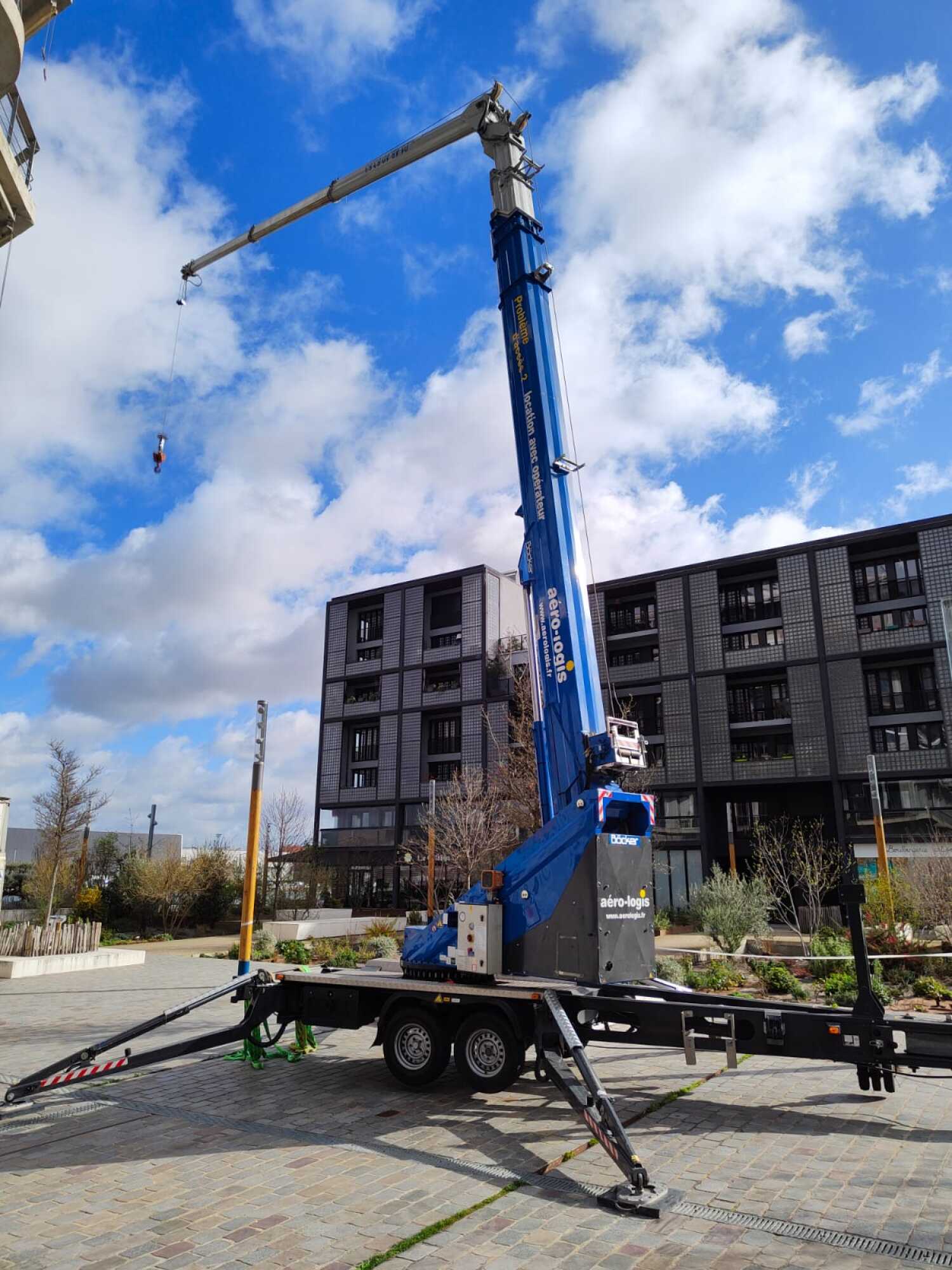 Location de grue AHK 34 mètres avec ou sans opérateur