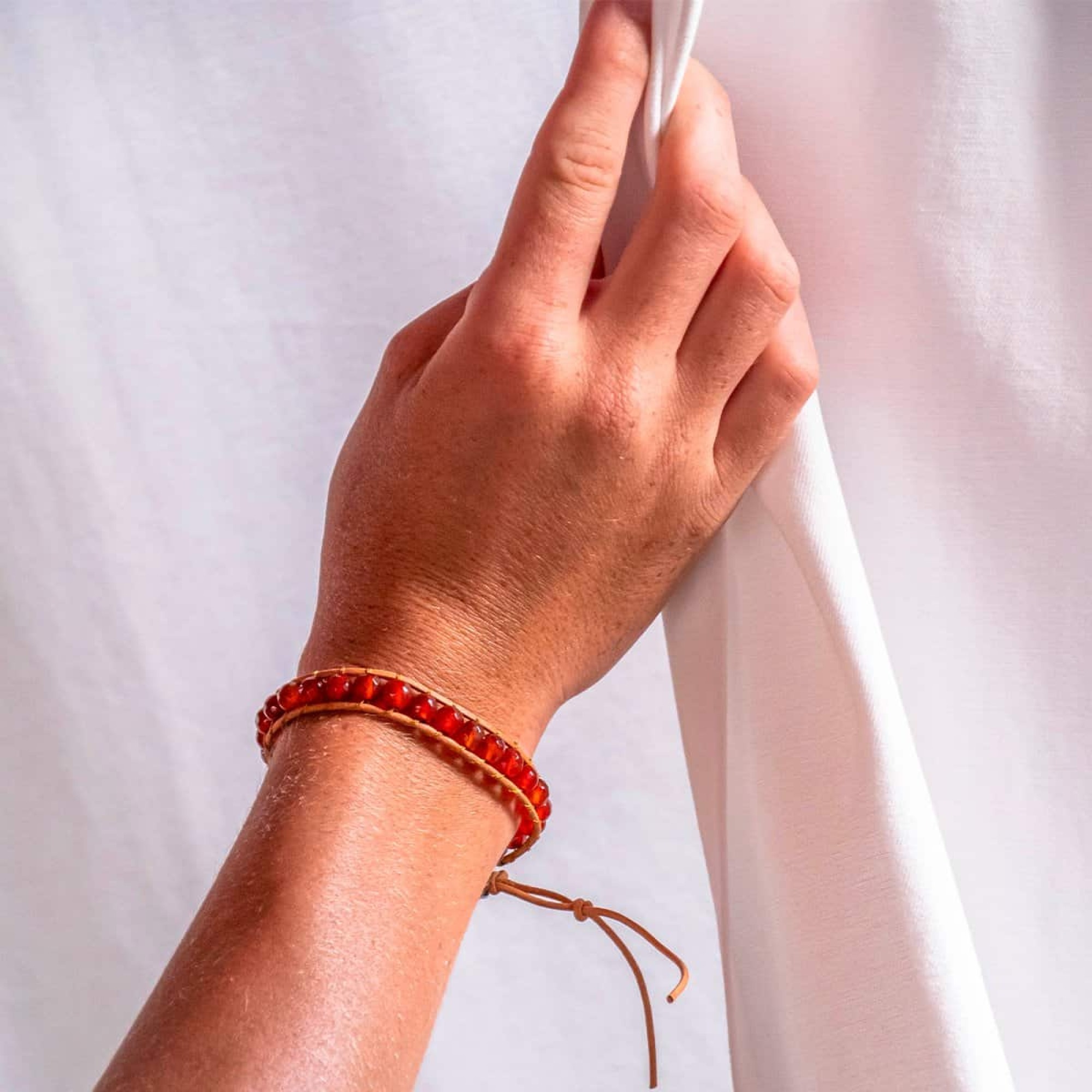 Bracelet Facelia en pierres Cornaline et cuir véritable