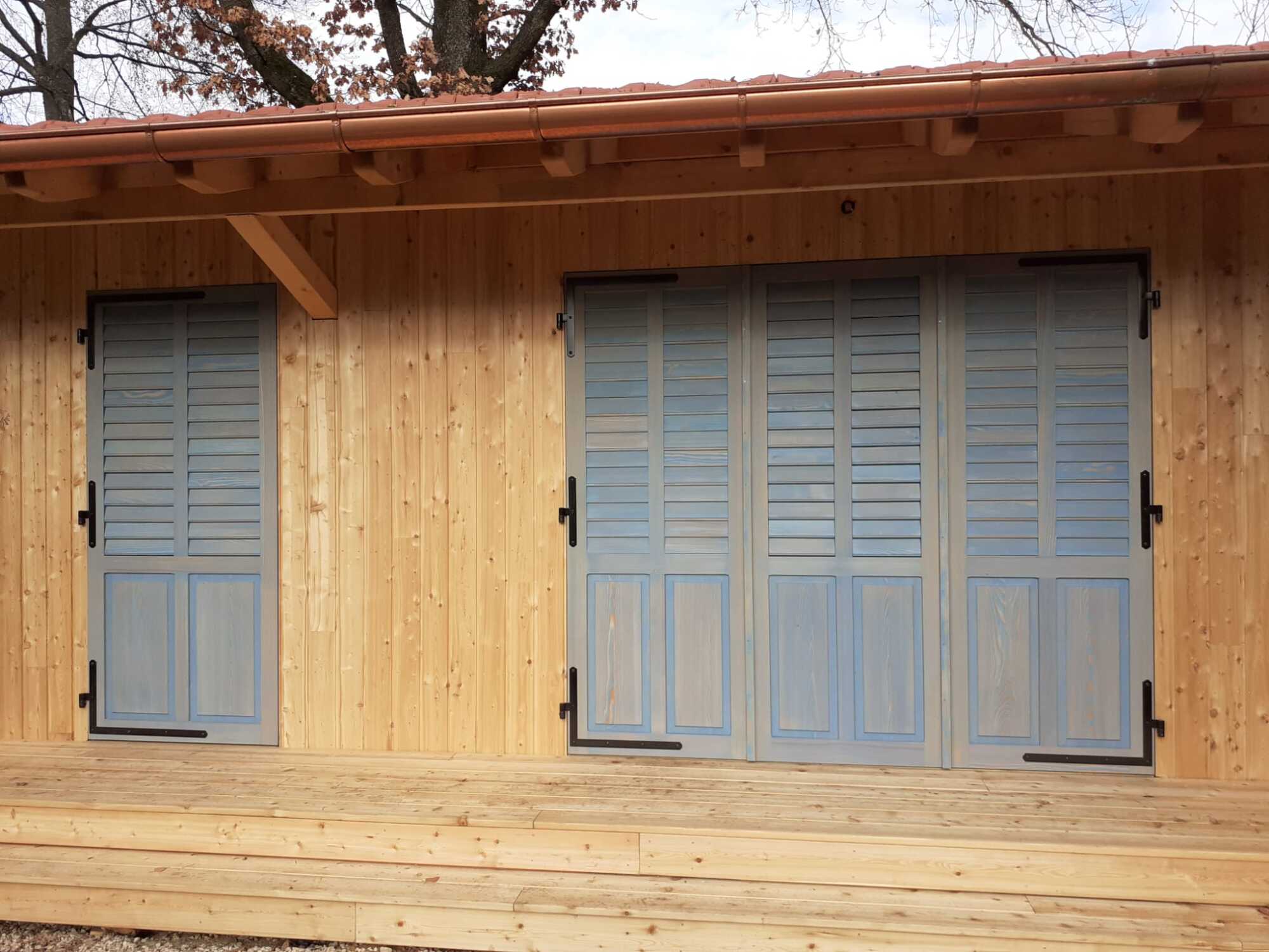 Volet à persiennes sur-mesure