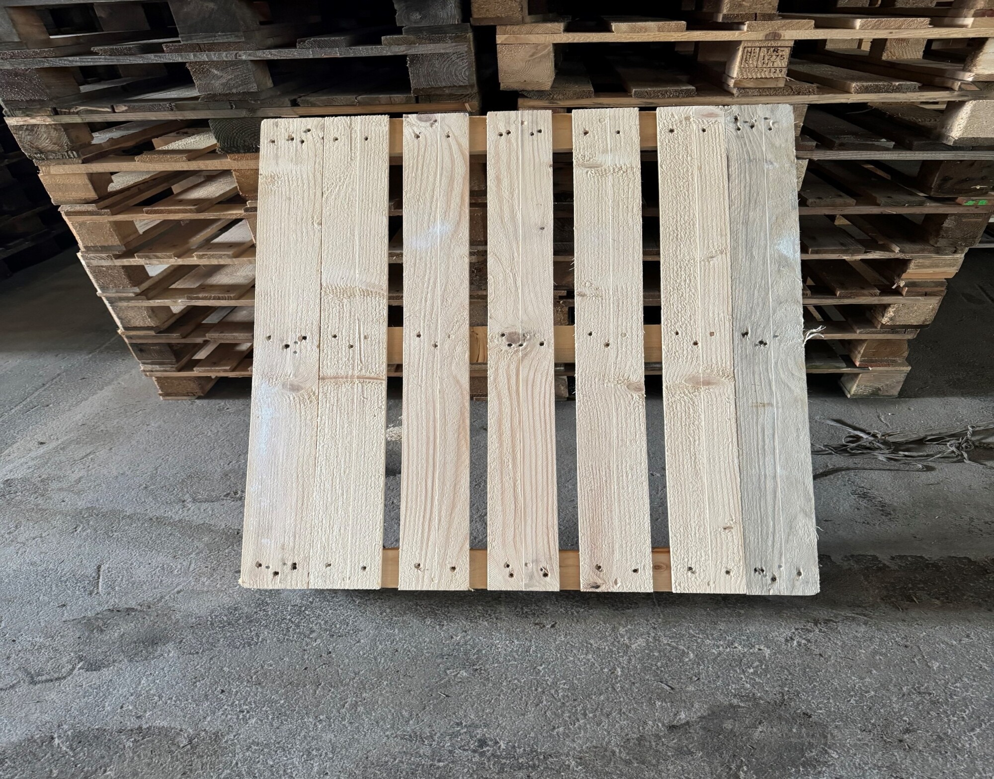 Palette 1200x1000 demi/L 3 semelles