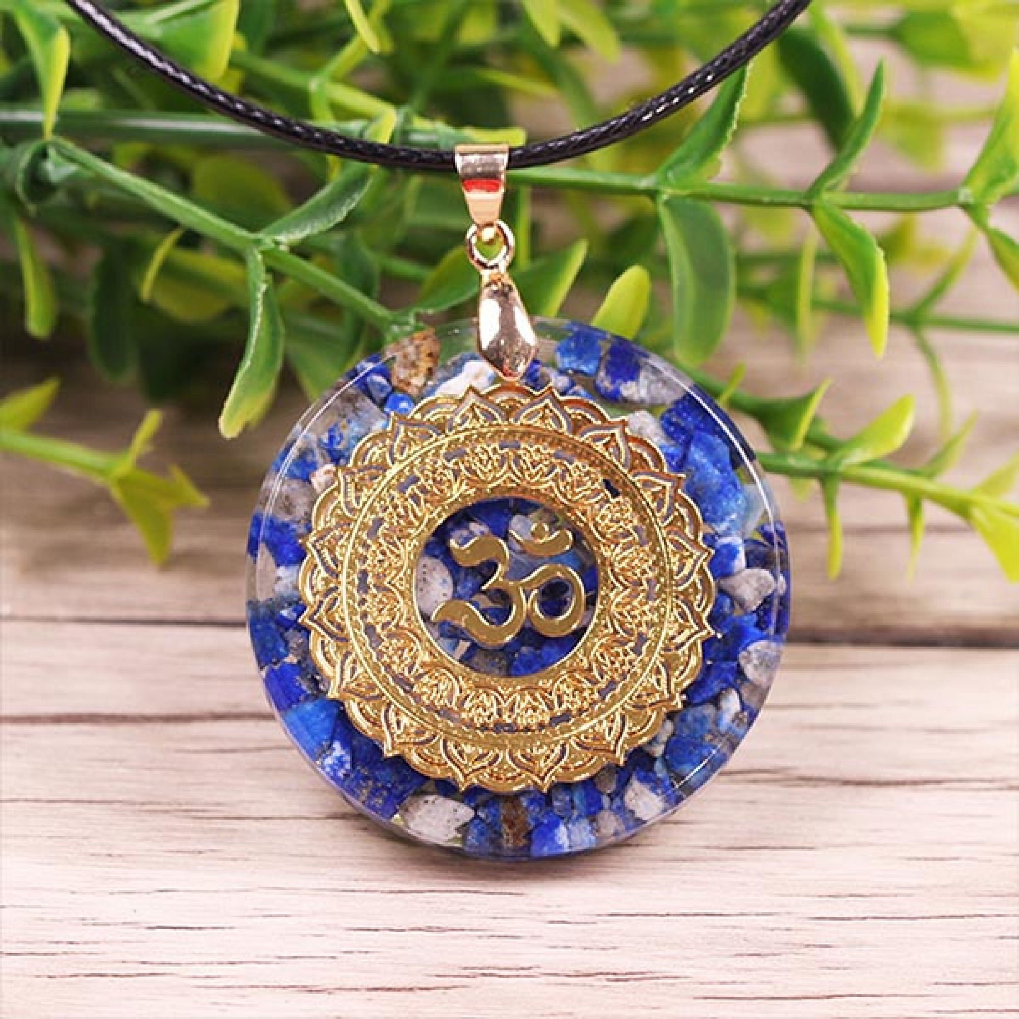 Collier orgonite Mandala Om Lapis-lazuli