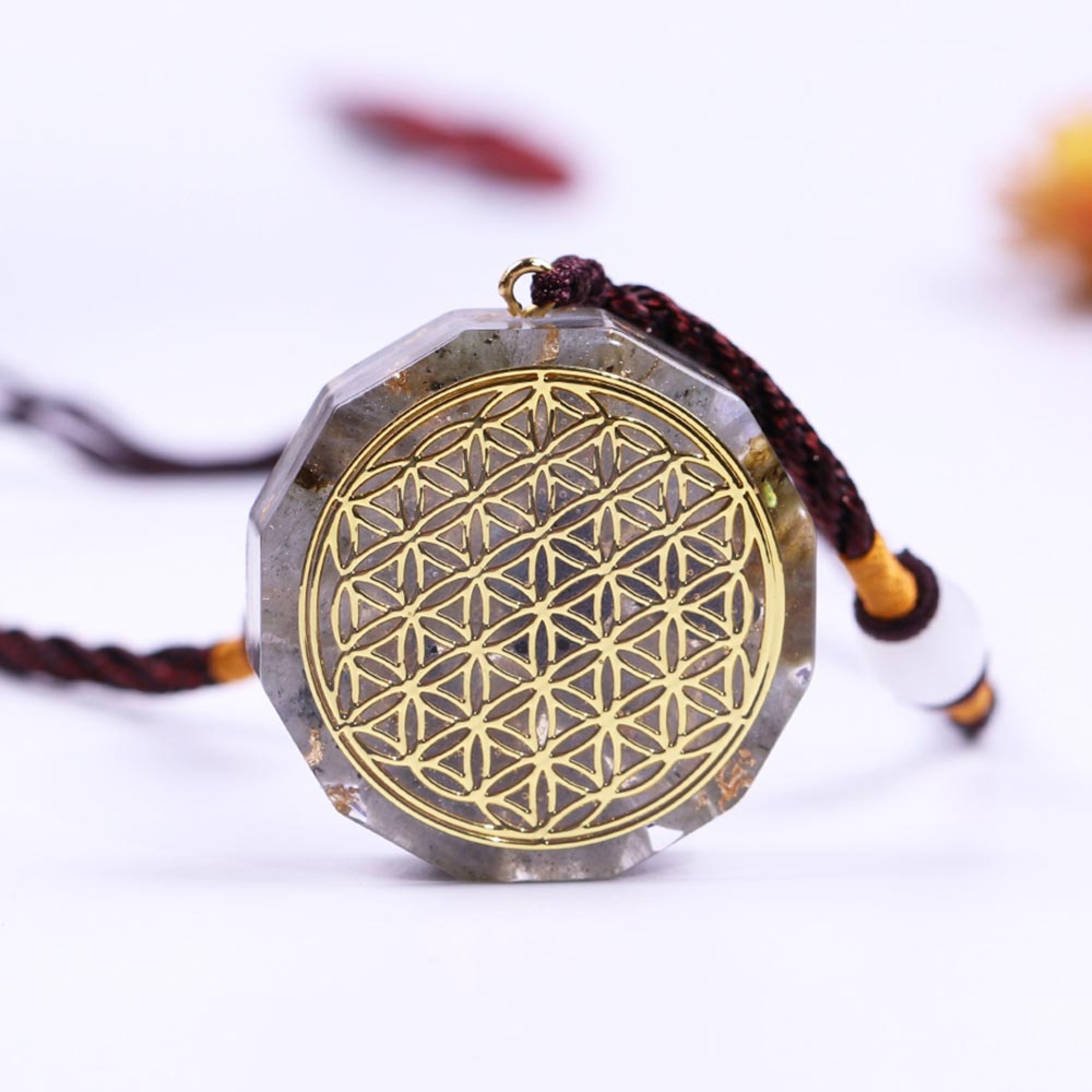 Collier orgonite yoga Fleur de vie