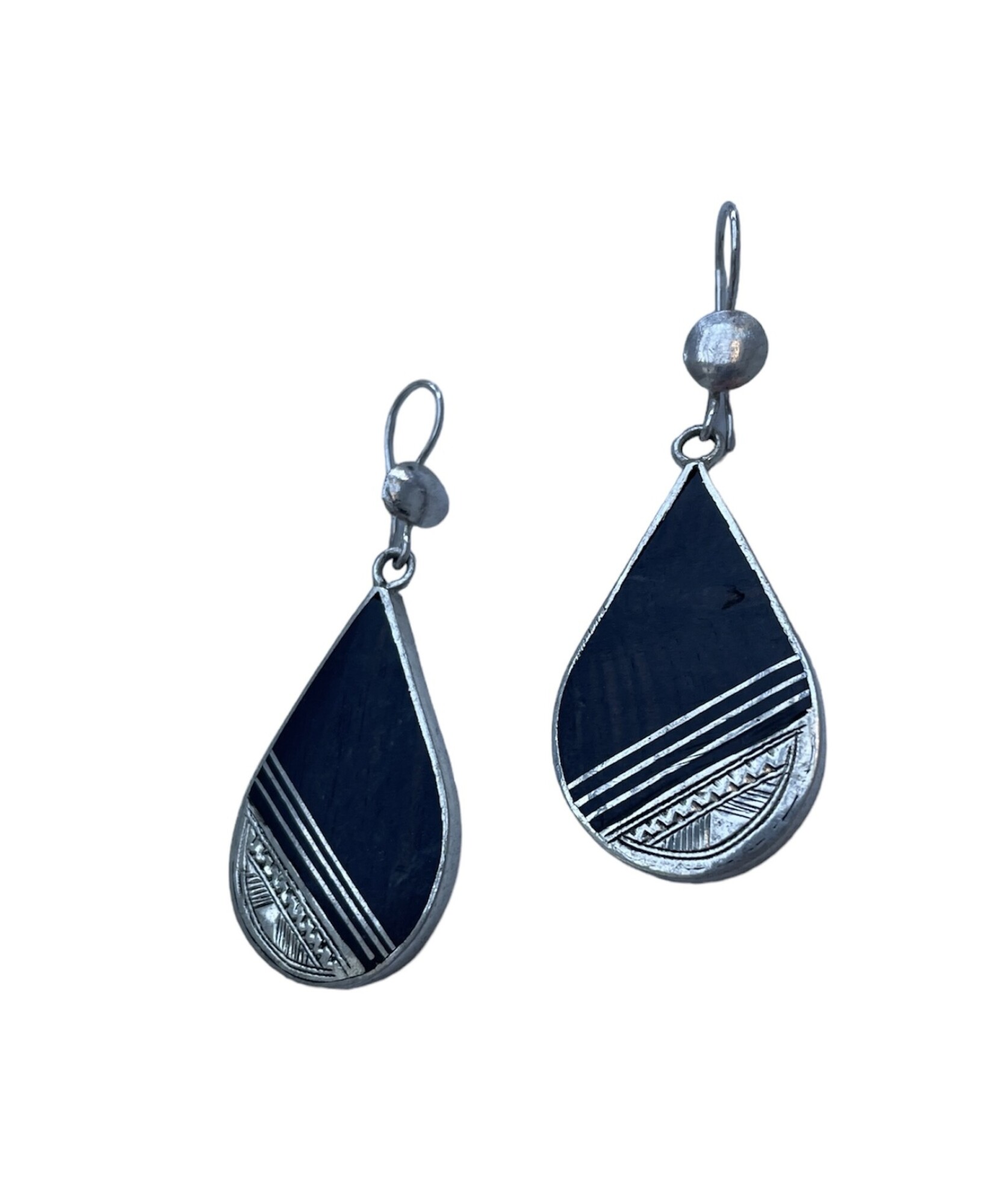 Boucle d'oreille touareg goutte ébène
