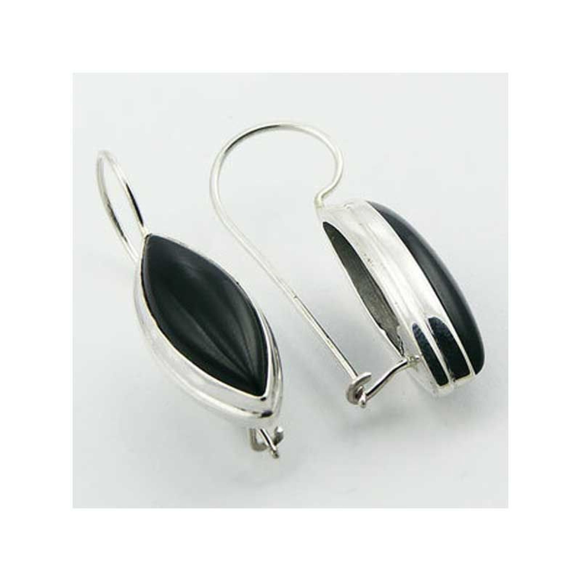 Boucles d'oreille amande agate noire