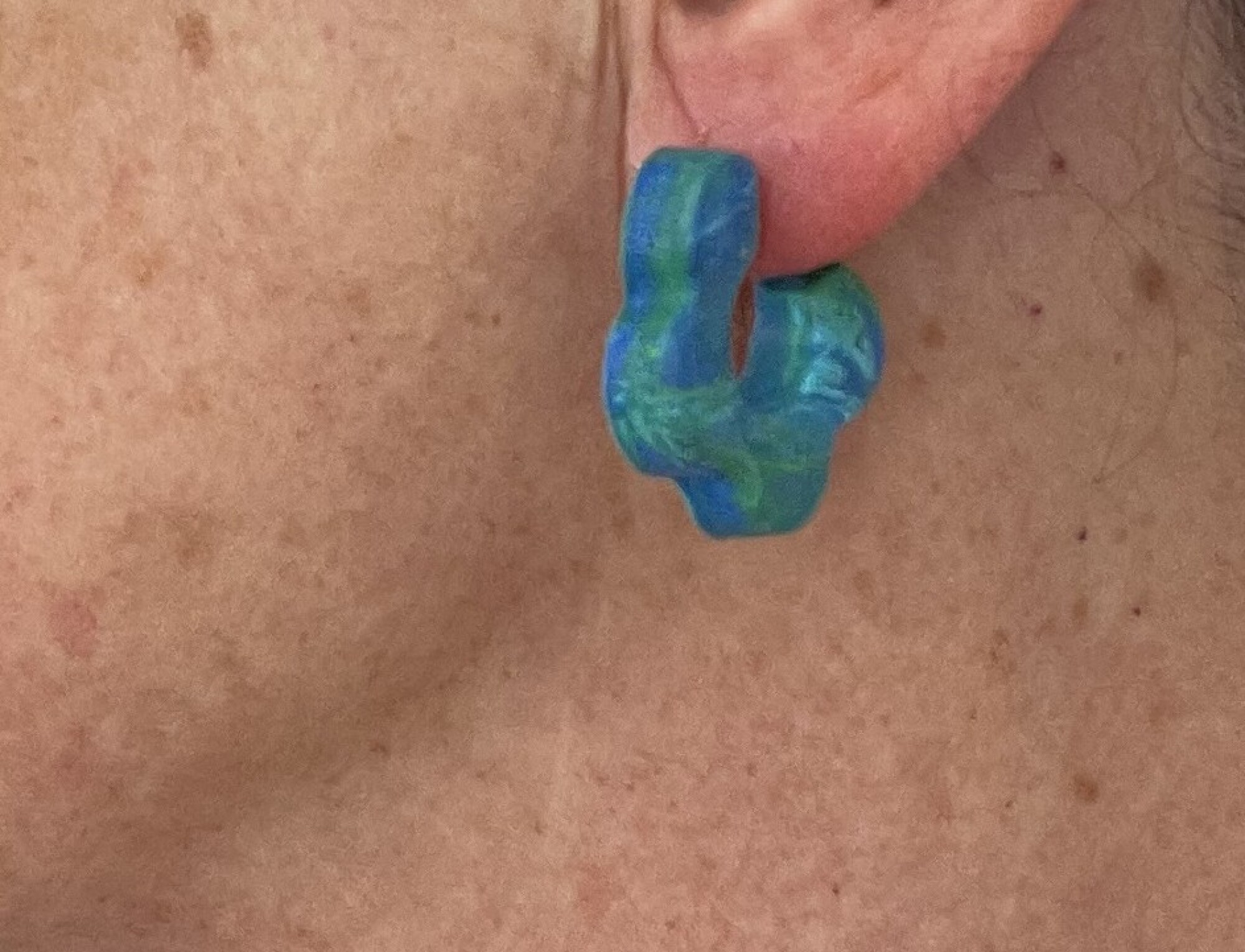 Boucles d'oreilles, créoles fleurs bleues - Modèle fait main