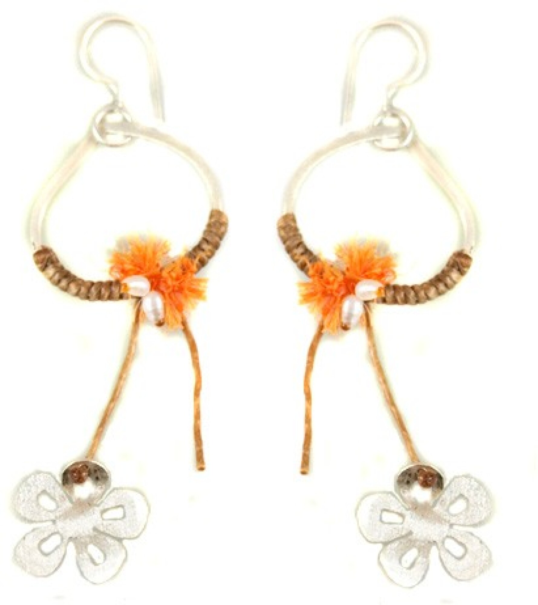 Boucles d'oreilles en argent brossé et coton