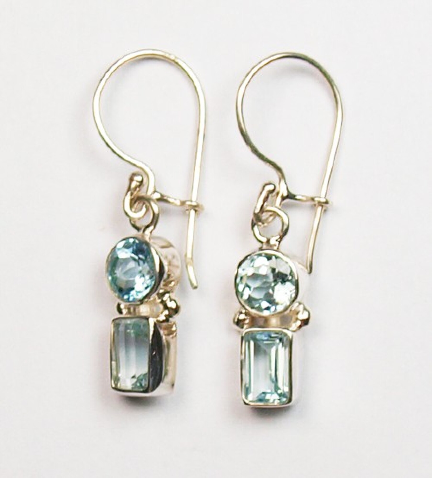 Boucles d'oreilles en argent et topaze