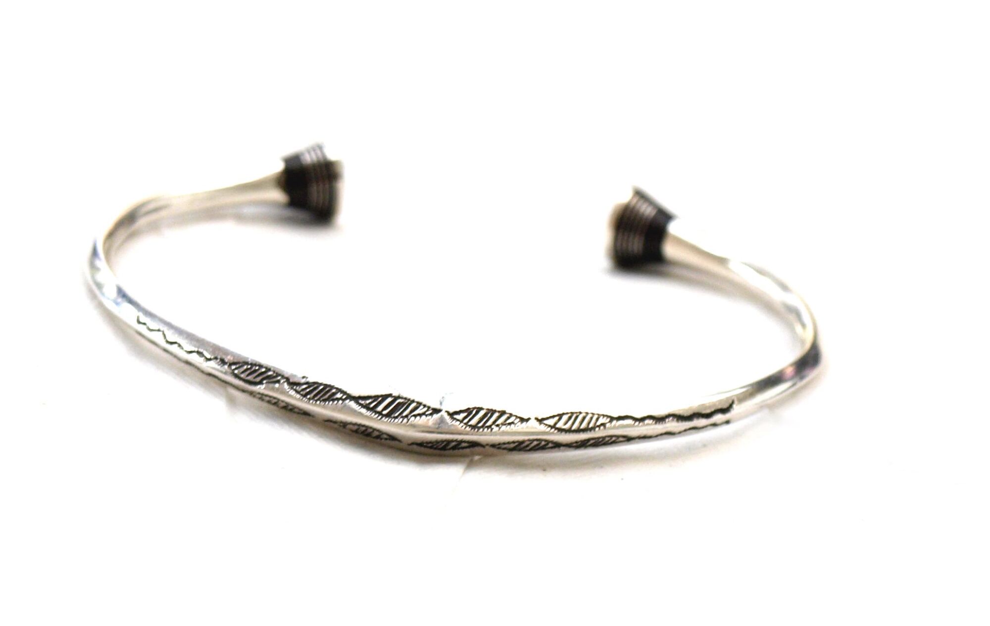 Bracelet jonc touareg en argent fait main