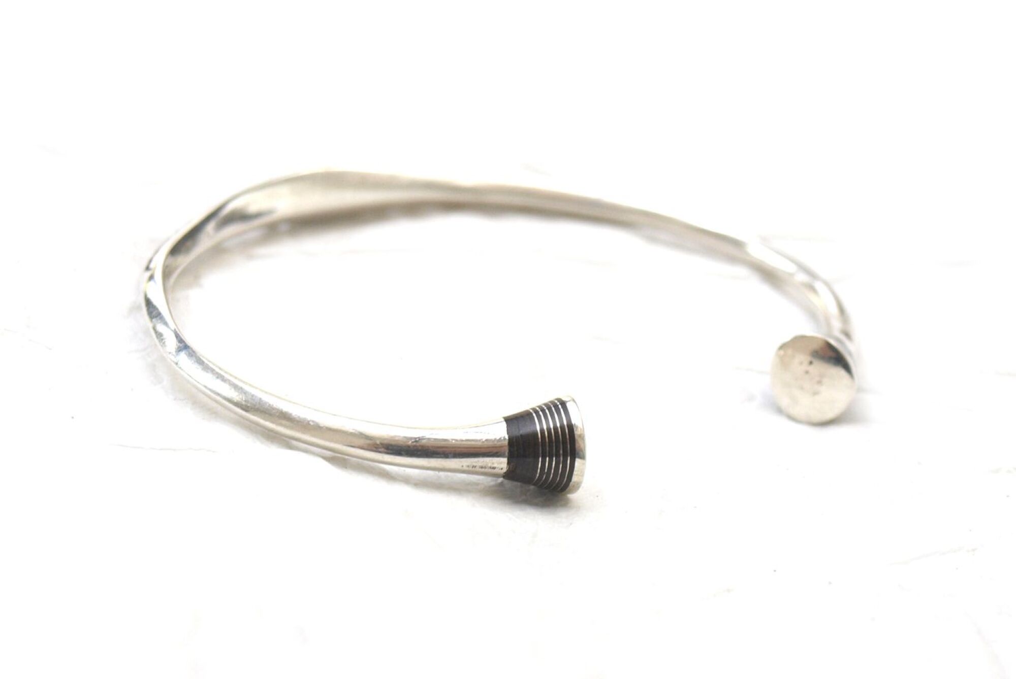 Bracelet jonc touareg en argent fait main