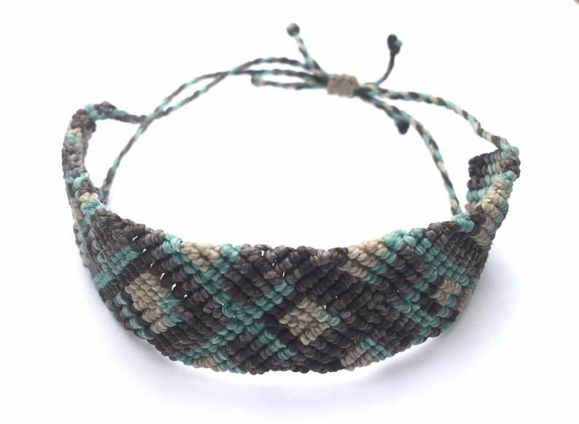 Bracelet tissé à la main création originale