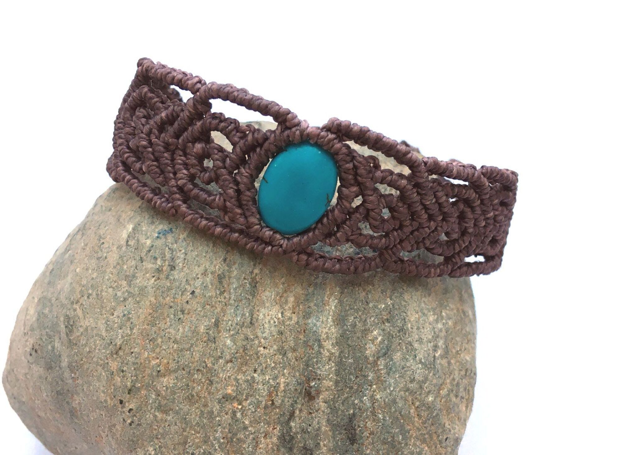 Bracelet tissé à la main modèle unique
