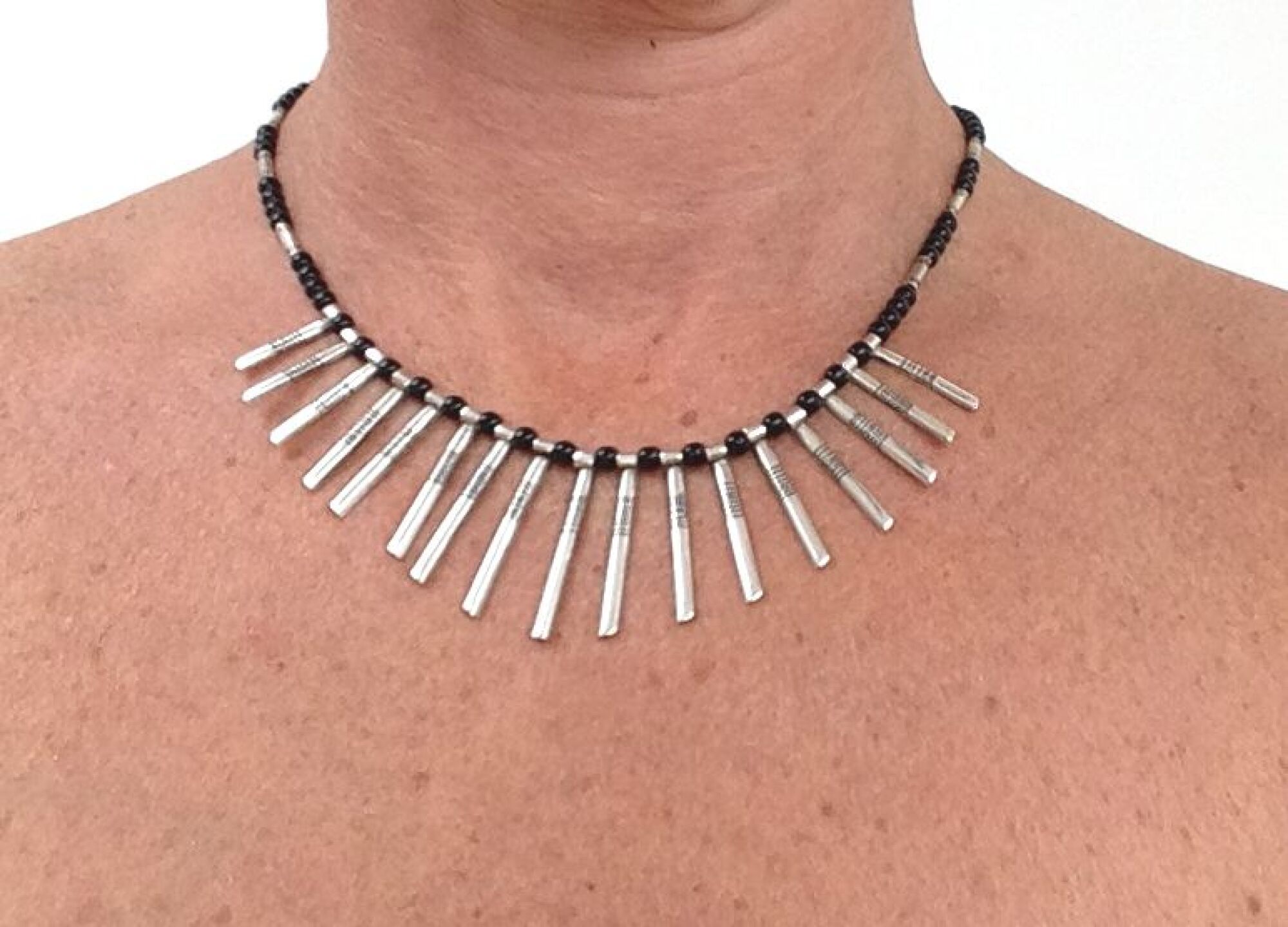 Collier de mariage noir touareg celebra