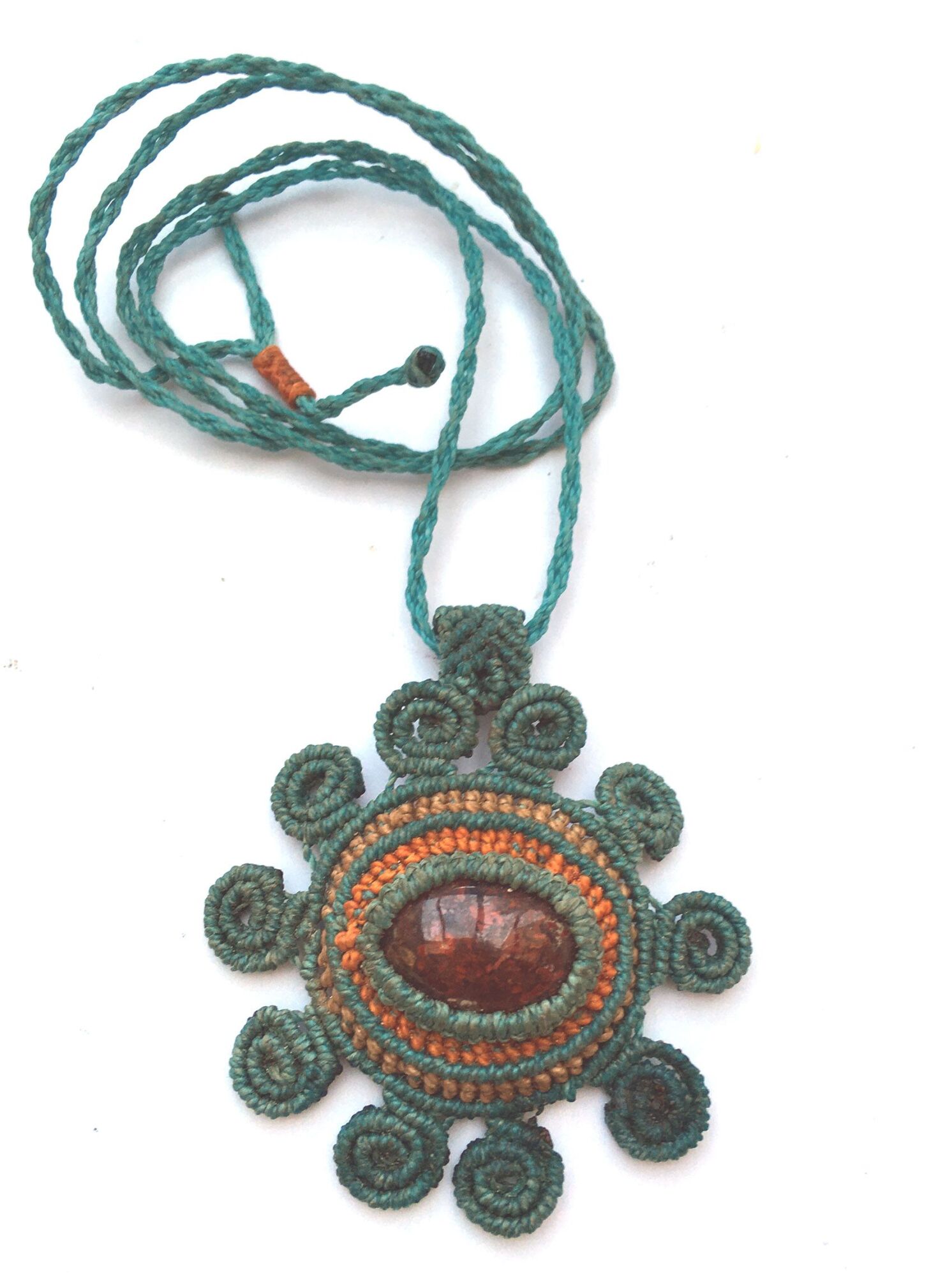 Collier long, sautoir tissé à la main avec agathe calypso - modele unique