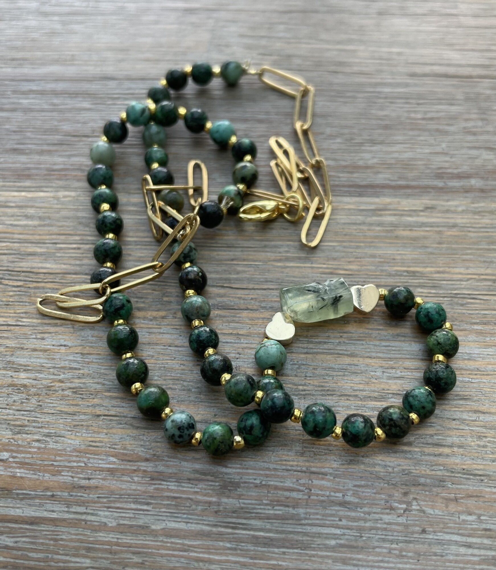 Collier perles de turquoises africaines