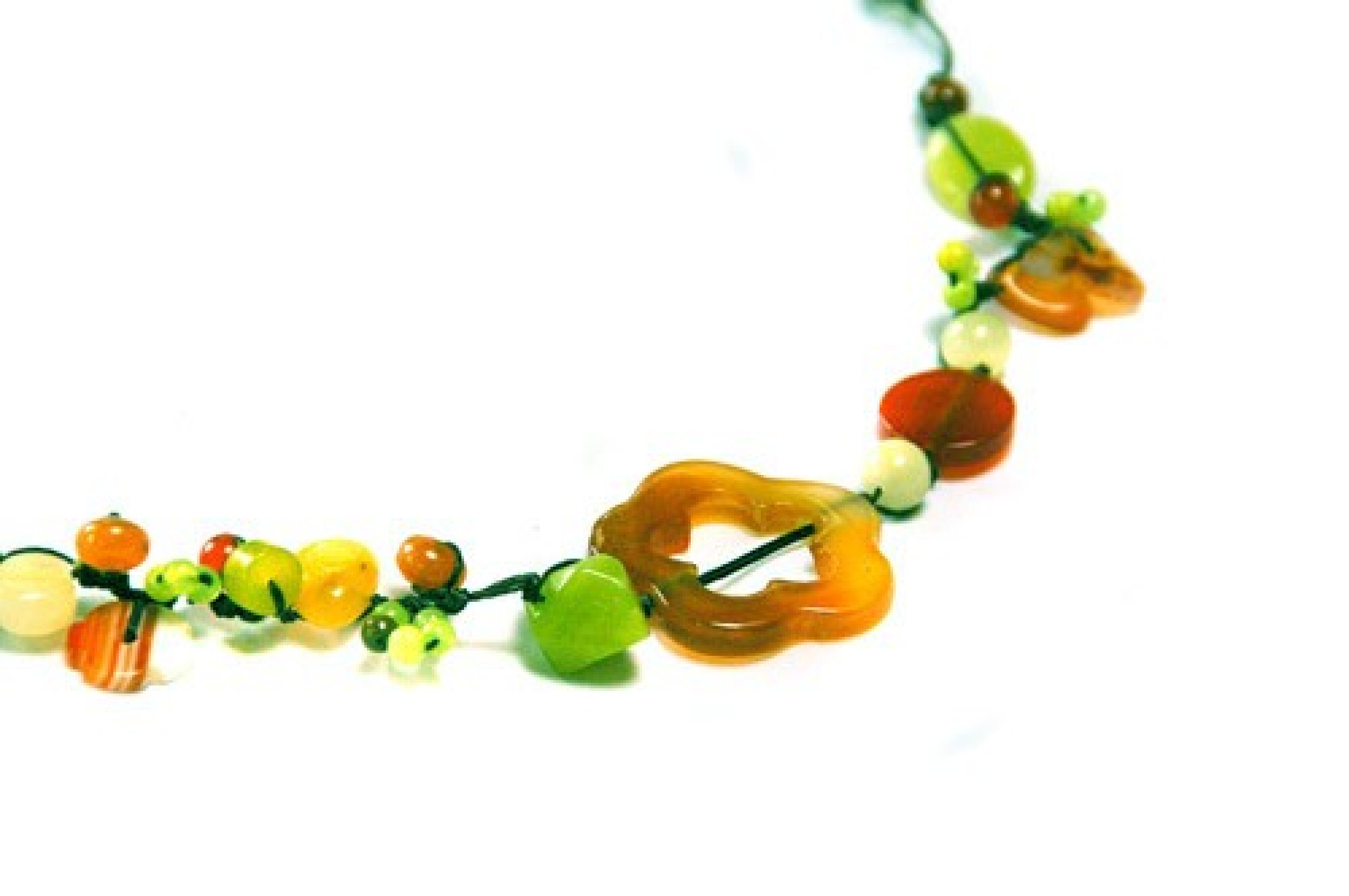 Collier pierres et fil de soie