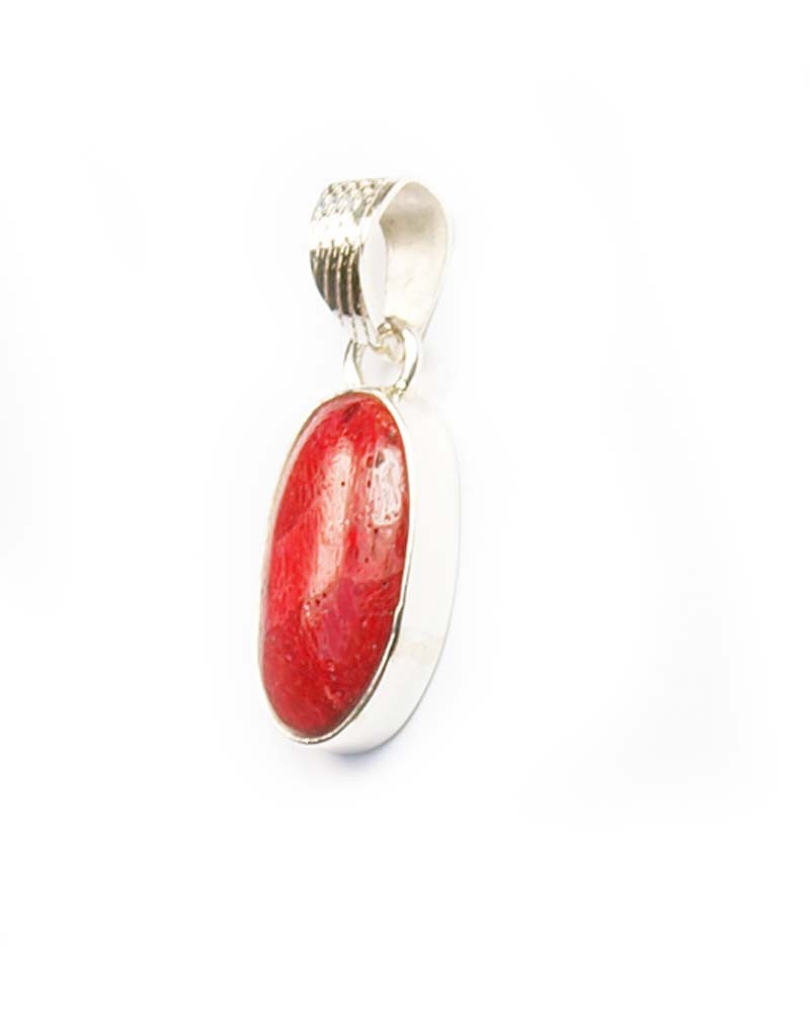 Pendentif oval en argent et gorgone