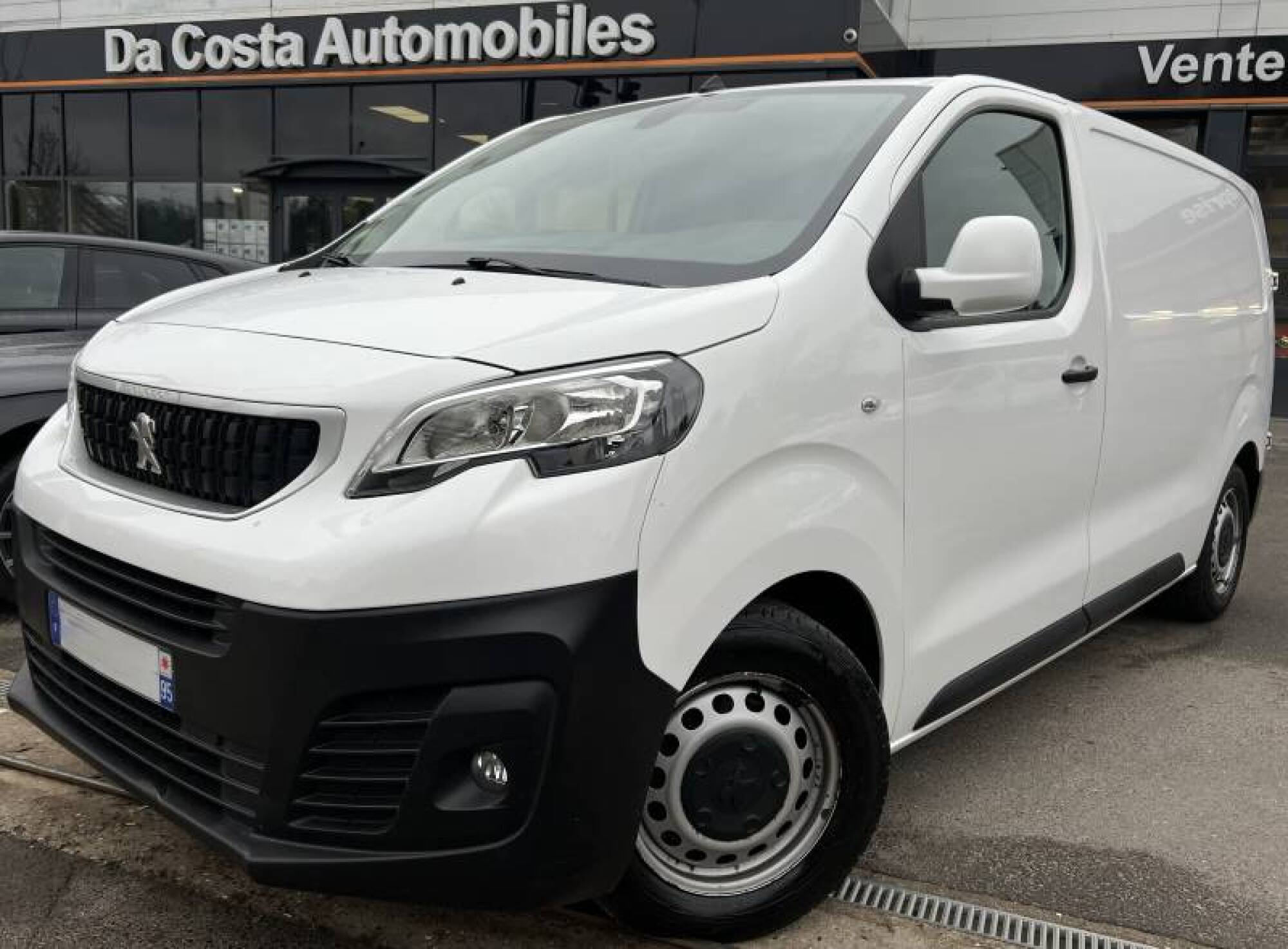 Utilitaire Peugeot expert 1.6 Blue HDI 115 CV, 3 places équipé du GPS Carplay Android à Taverny