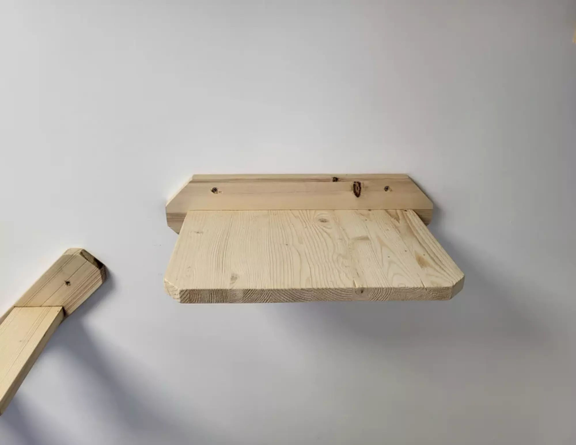 Plateforme murale pour chat